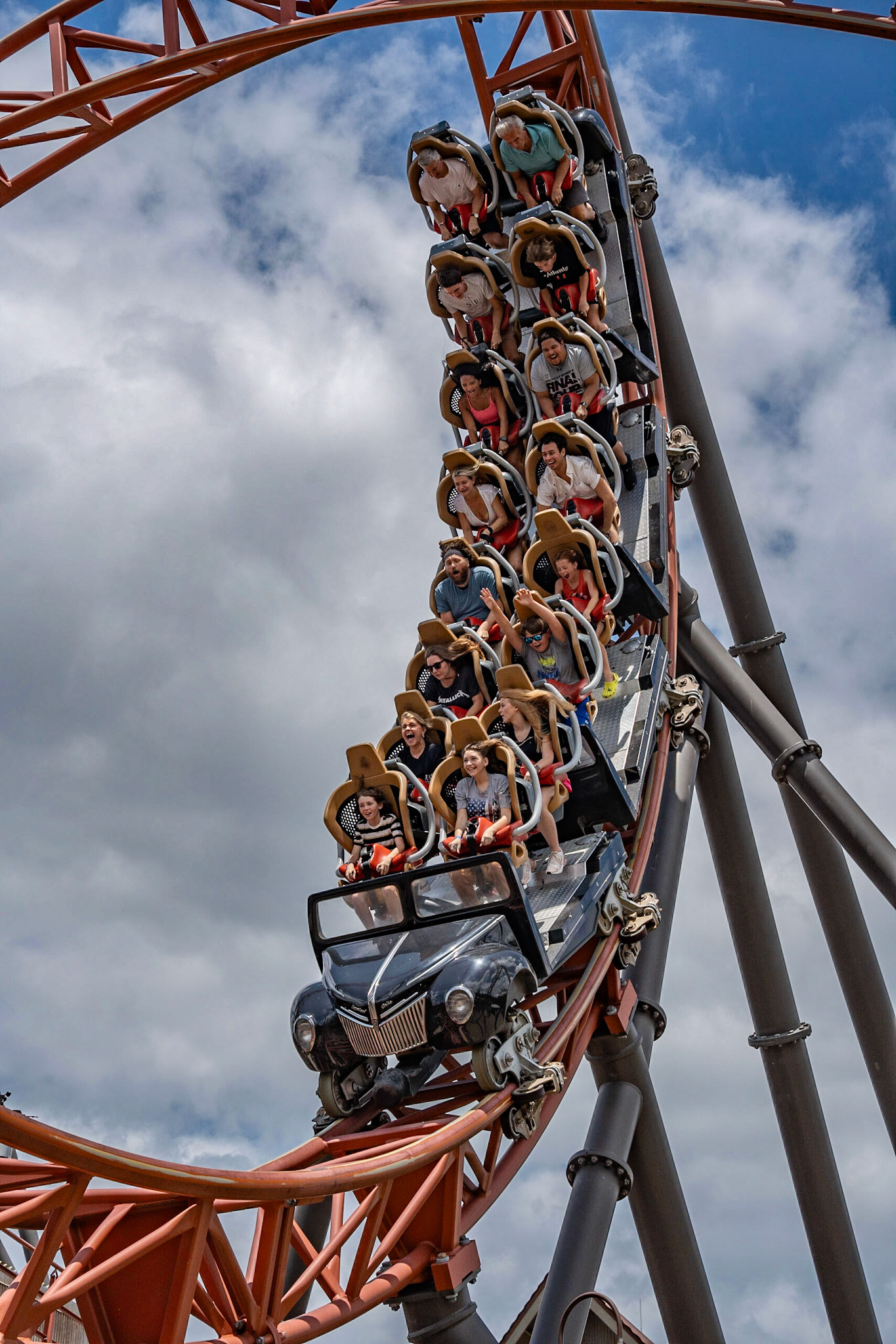 Photo by Jon Roost (www.jonroostphotos.com)