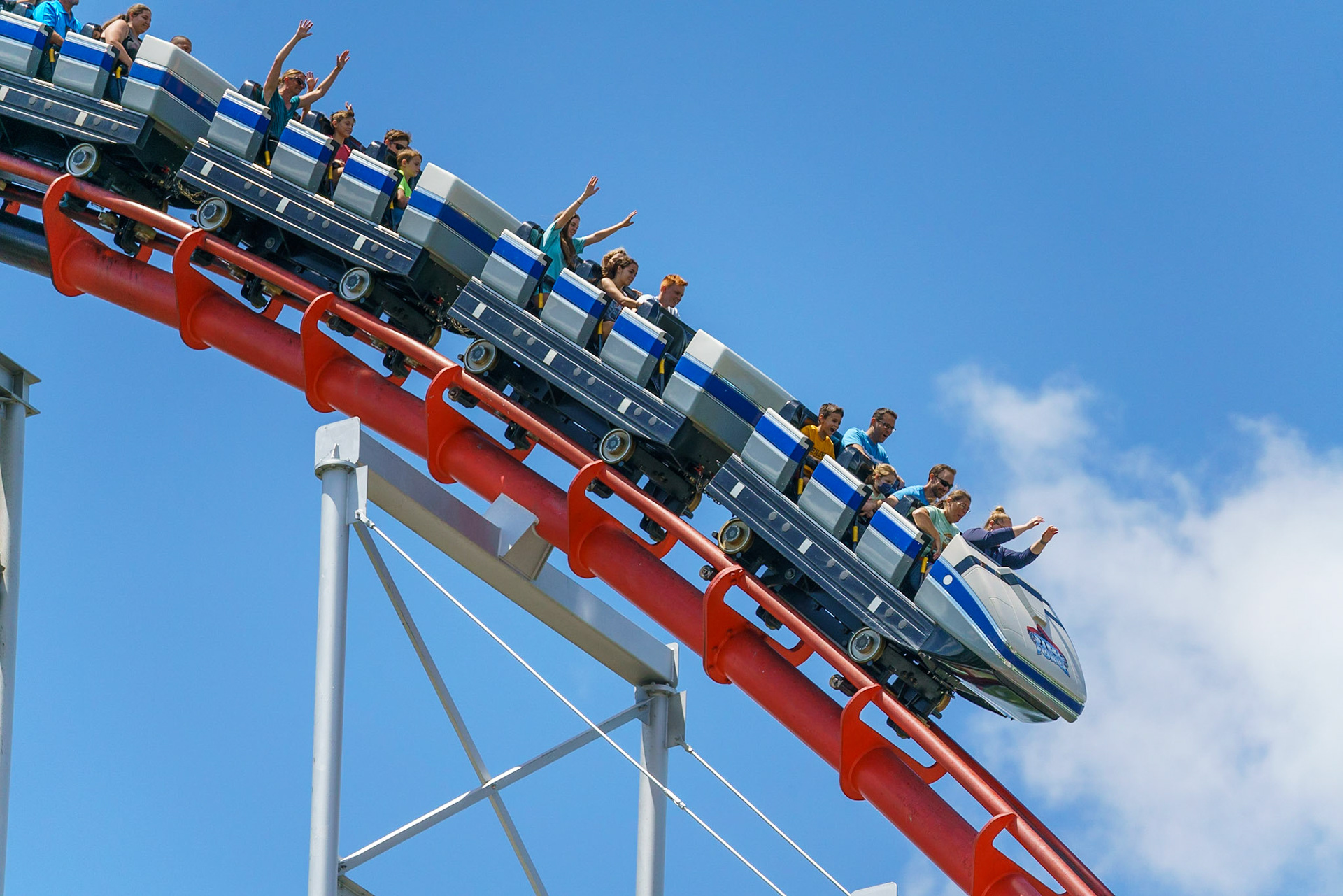 Photo by Jon Roost (www.jonroostphotos.com)