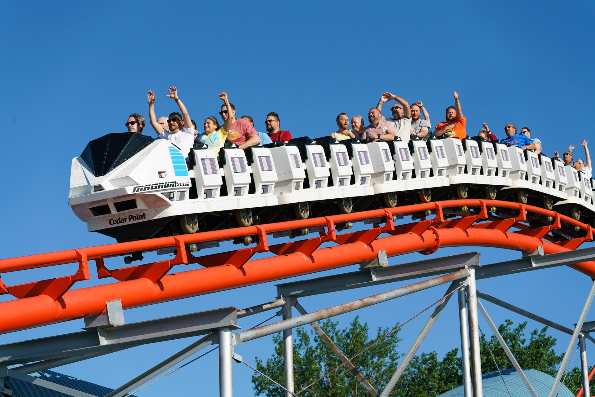 Photo by Jon Roost (www.jonroostphotos.com)