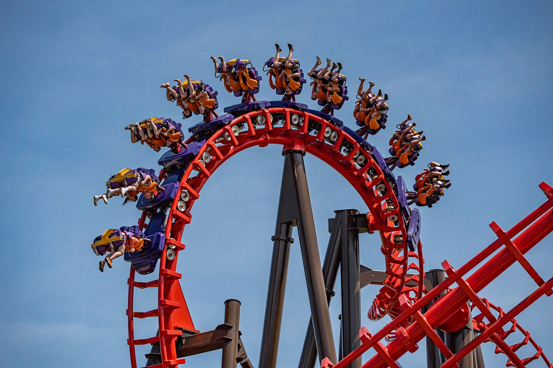 Photo by Jon Roost (www.jonroostphotos.com)