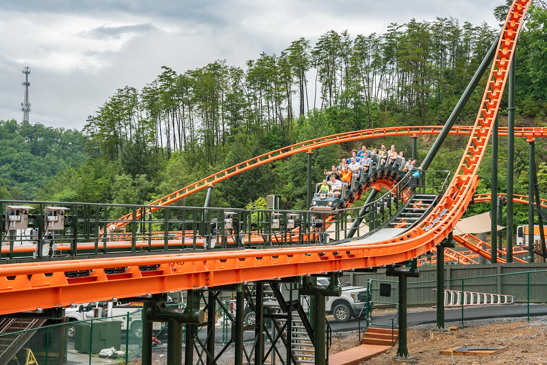 Photo by Jon Roost (www.jonroostphotos.com)