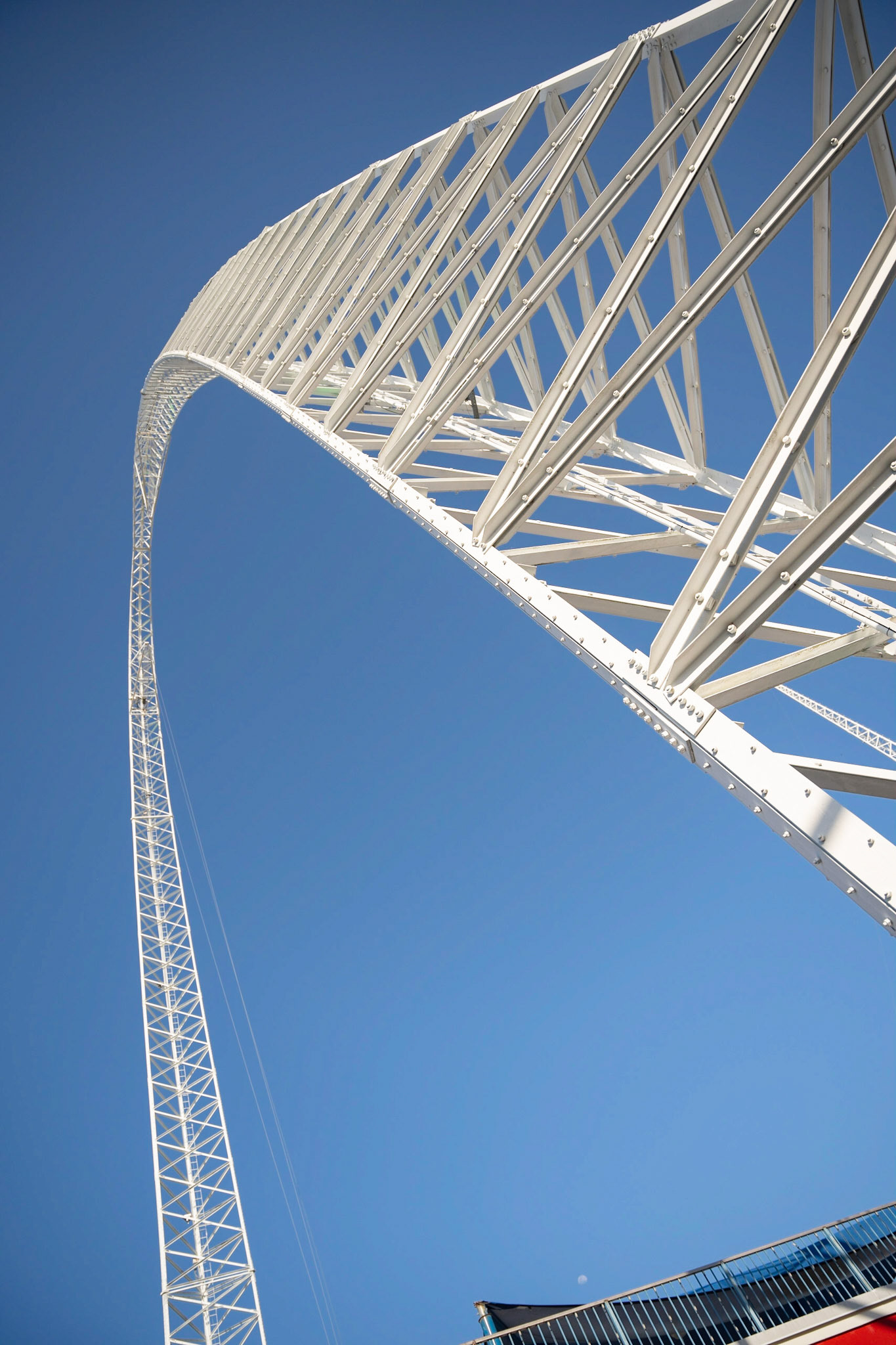 Photo by Jon Roost (www.jonroostphotos.com)