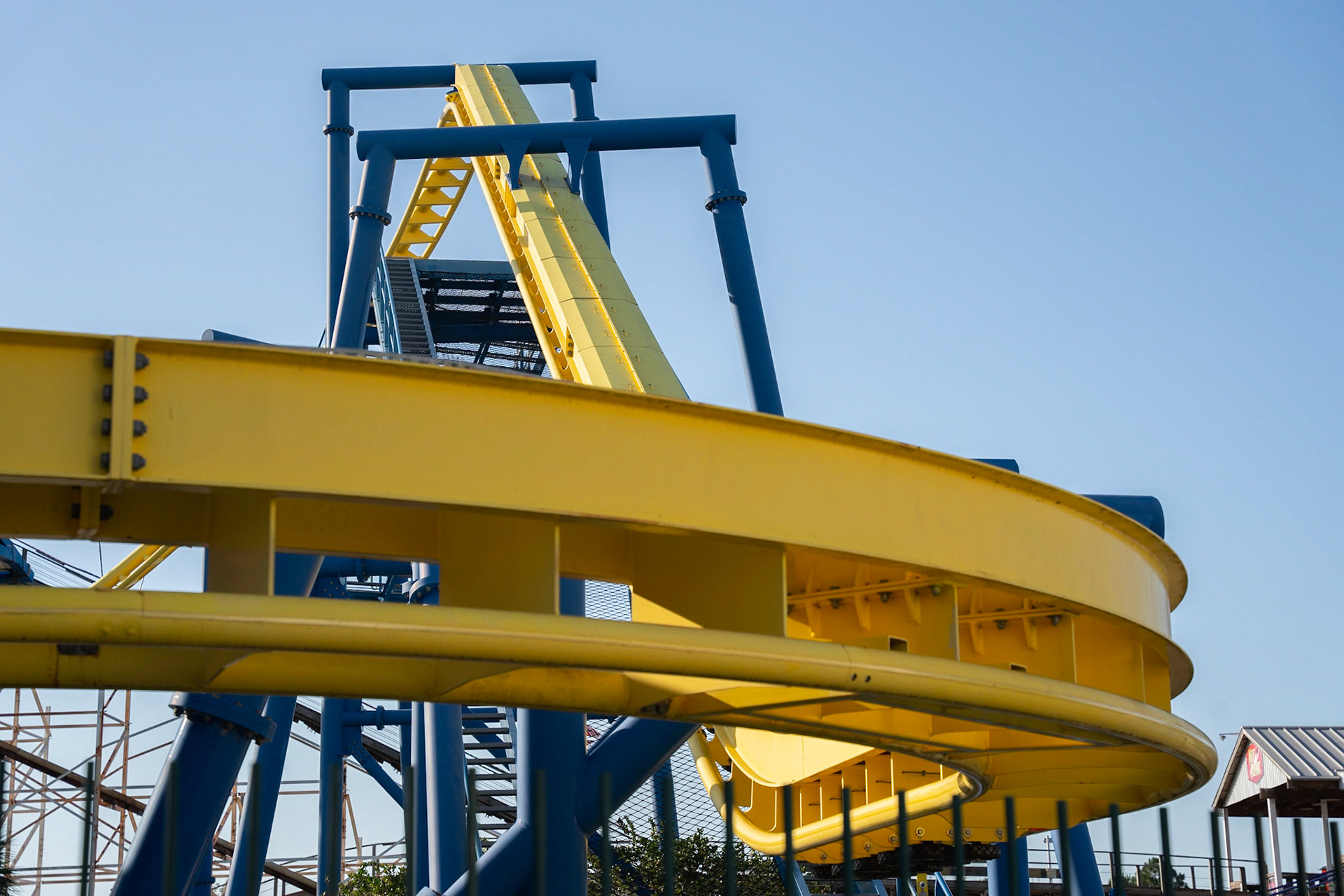 Photo by Jon Roost (www.jonroostphotos.com)