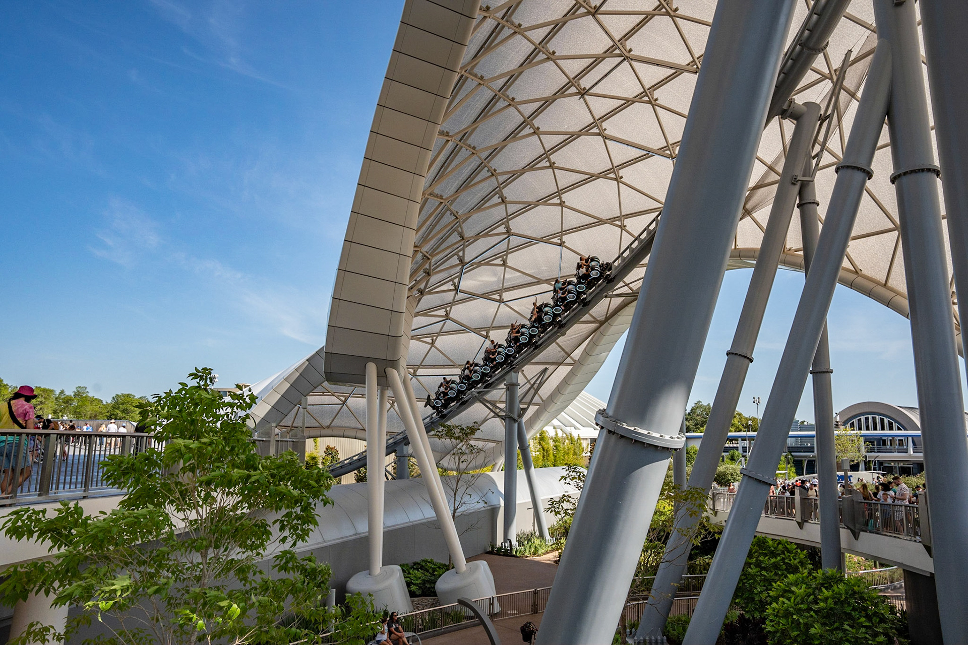 Photo by Jon Roost (www.jonroostphotos.com)