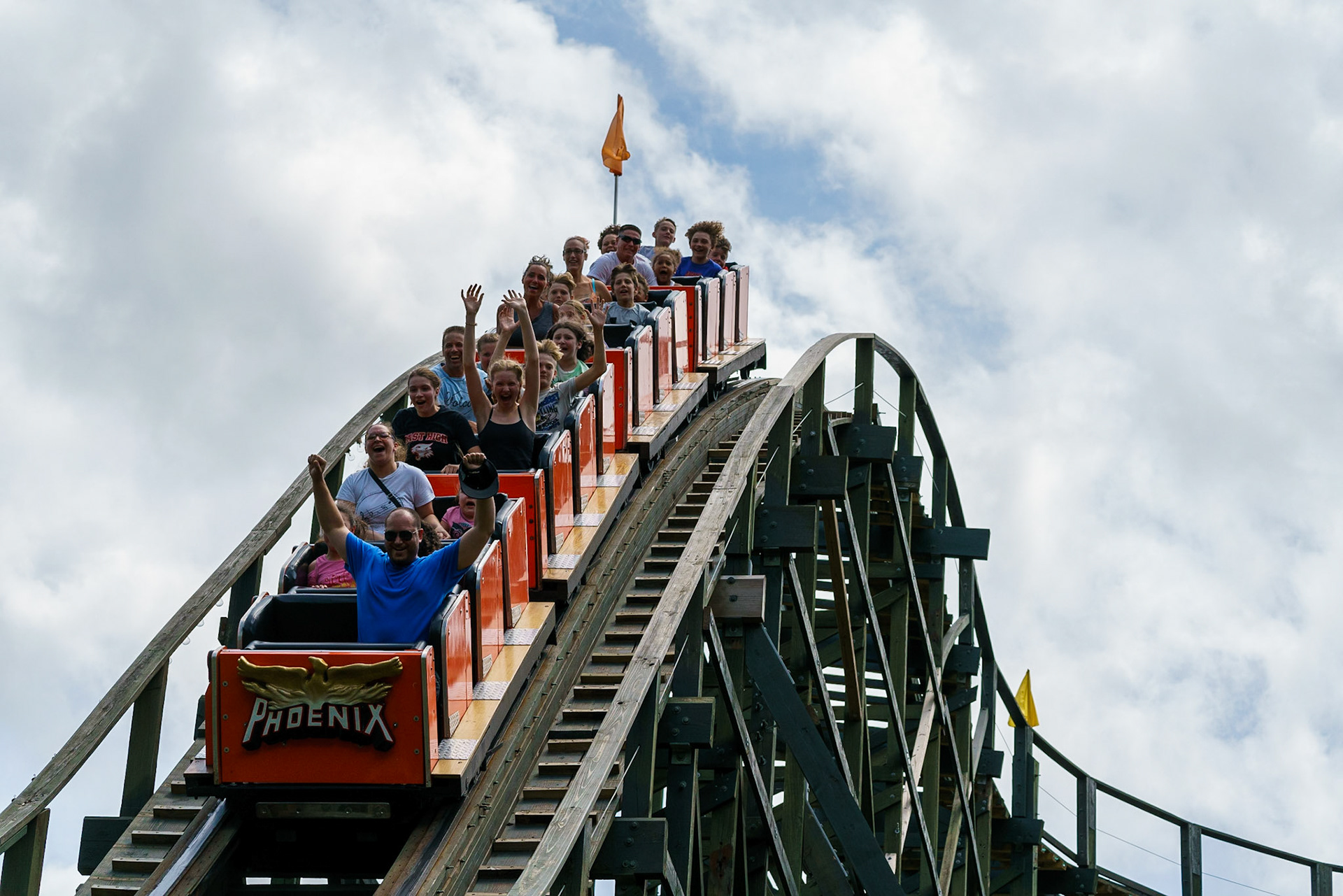 Photo by Jon Roost (www.jonroostphotos.com)