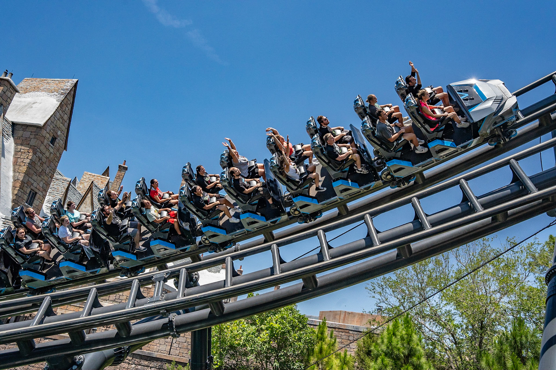 Photo by Jon Roost (www.jonroostphotos.com)