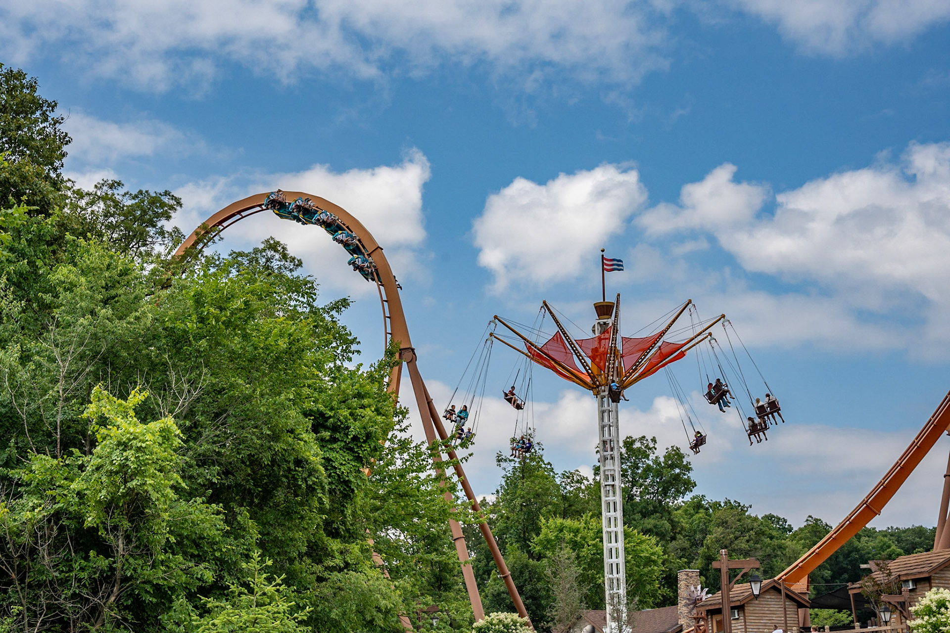 Photo by Jon Roost (www.jonroostphotos.com)