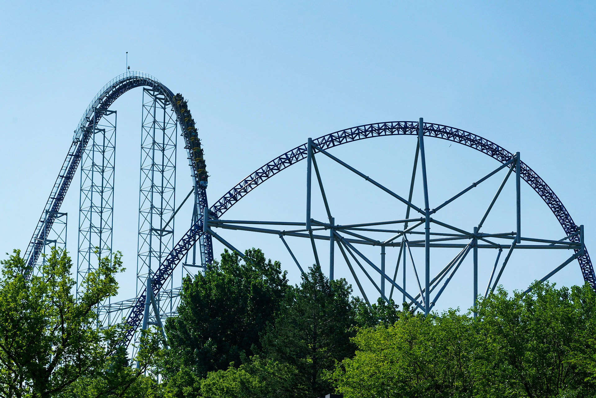 Photo by Jon Roost (www.jonroostphotos.com)