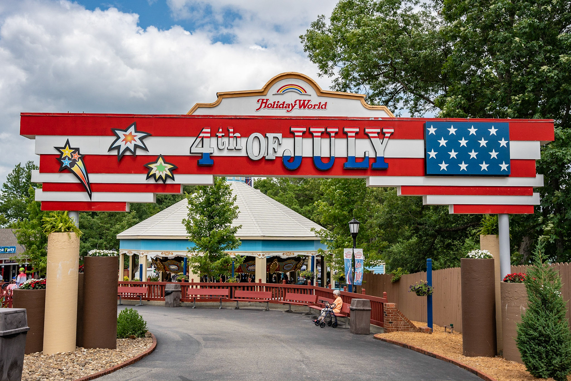 Photo by Jon Roost (www.jonroostphotos.com)