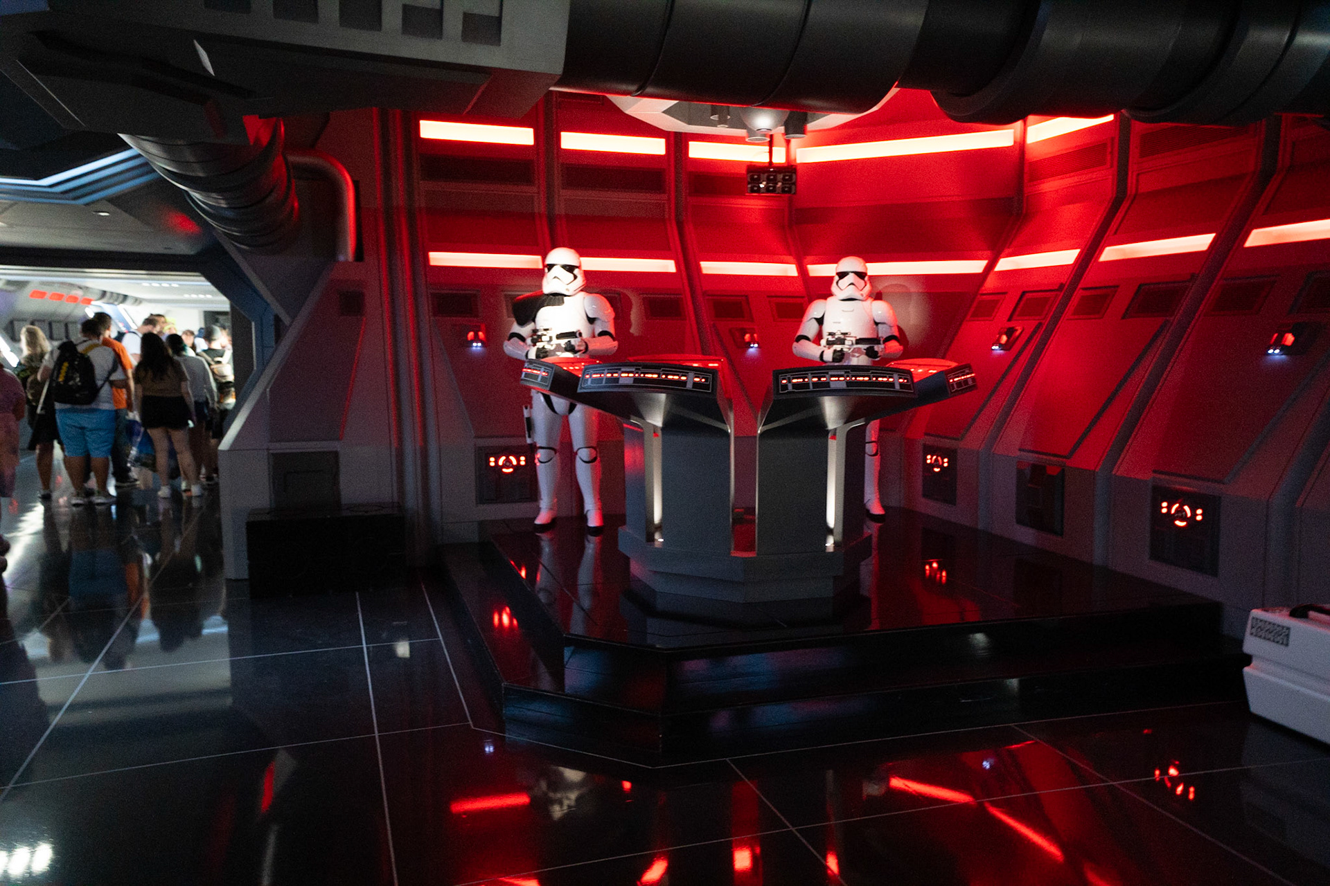 Photo by Jon Roost (www.jonroostphotos.com)