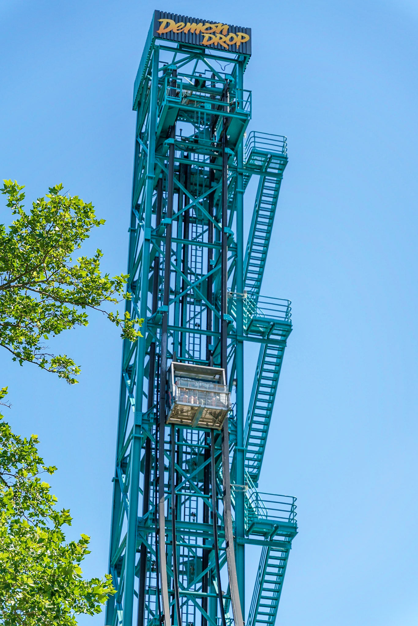 Photo by Jon Roost (www.jonroostphotos.com)