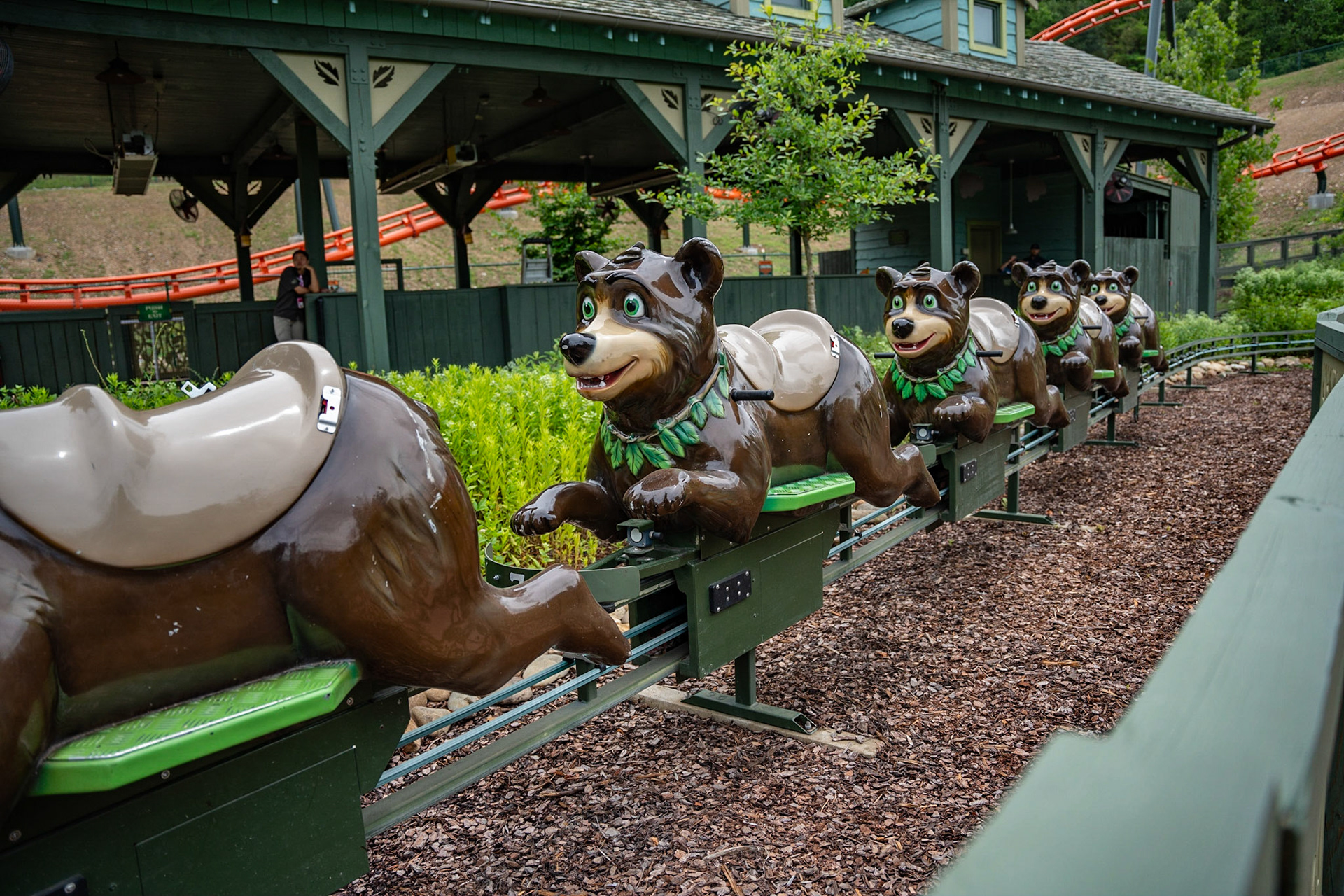 Photo by Jon Roost (www.jonroostphotos.com)