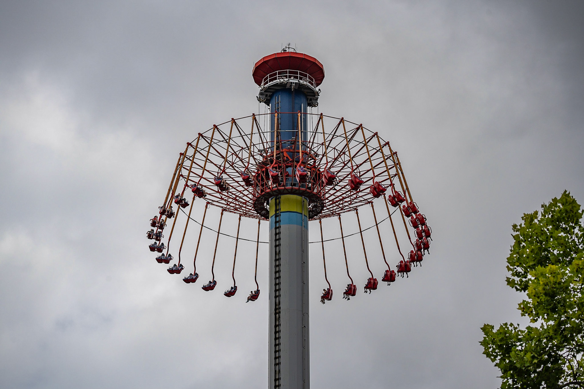 Photo by Jon Roost (www.jonroostphotos.com)