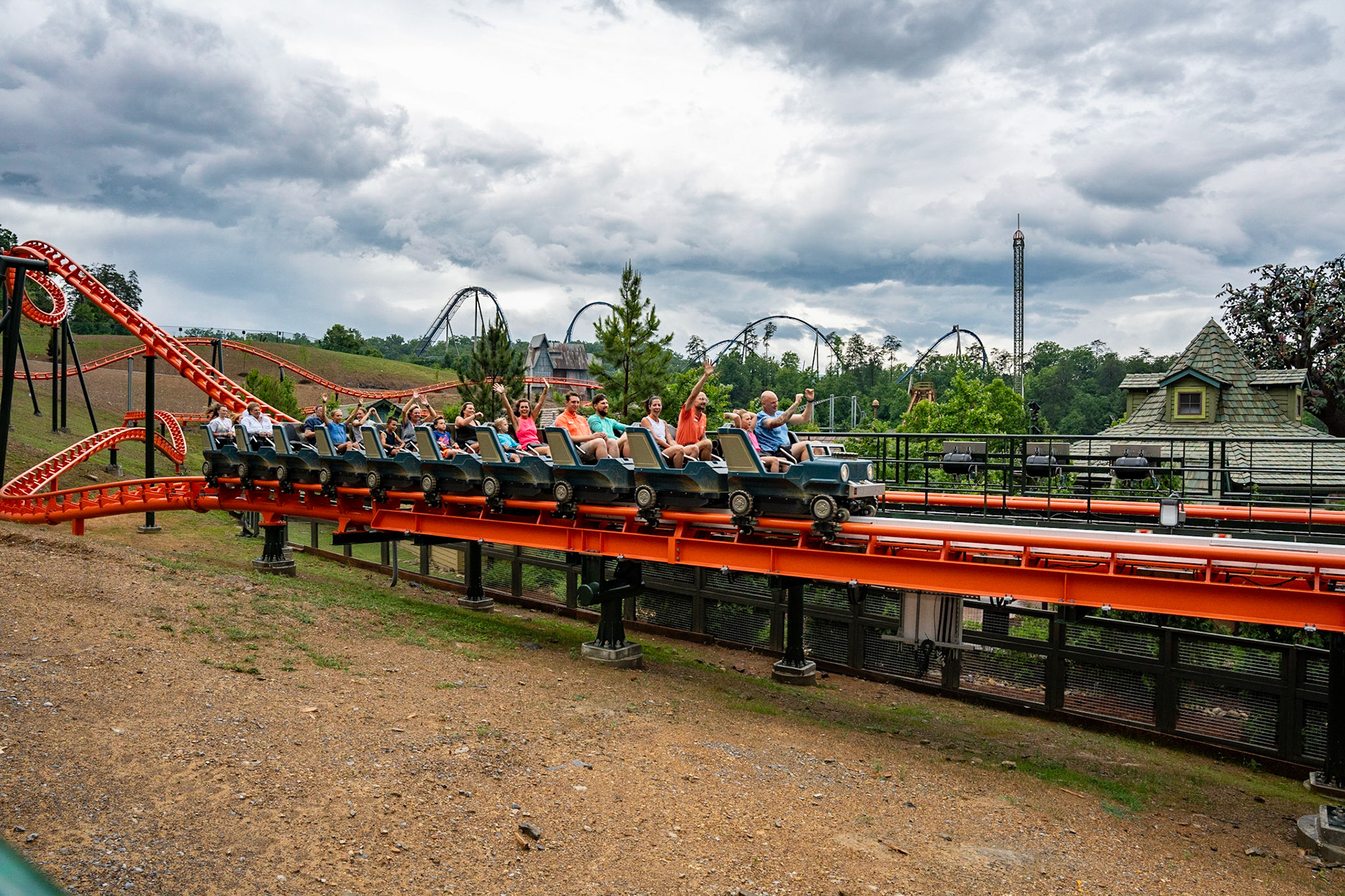 Photo by Jon Roost (www.jonroostphotos.com)