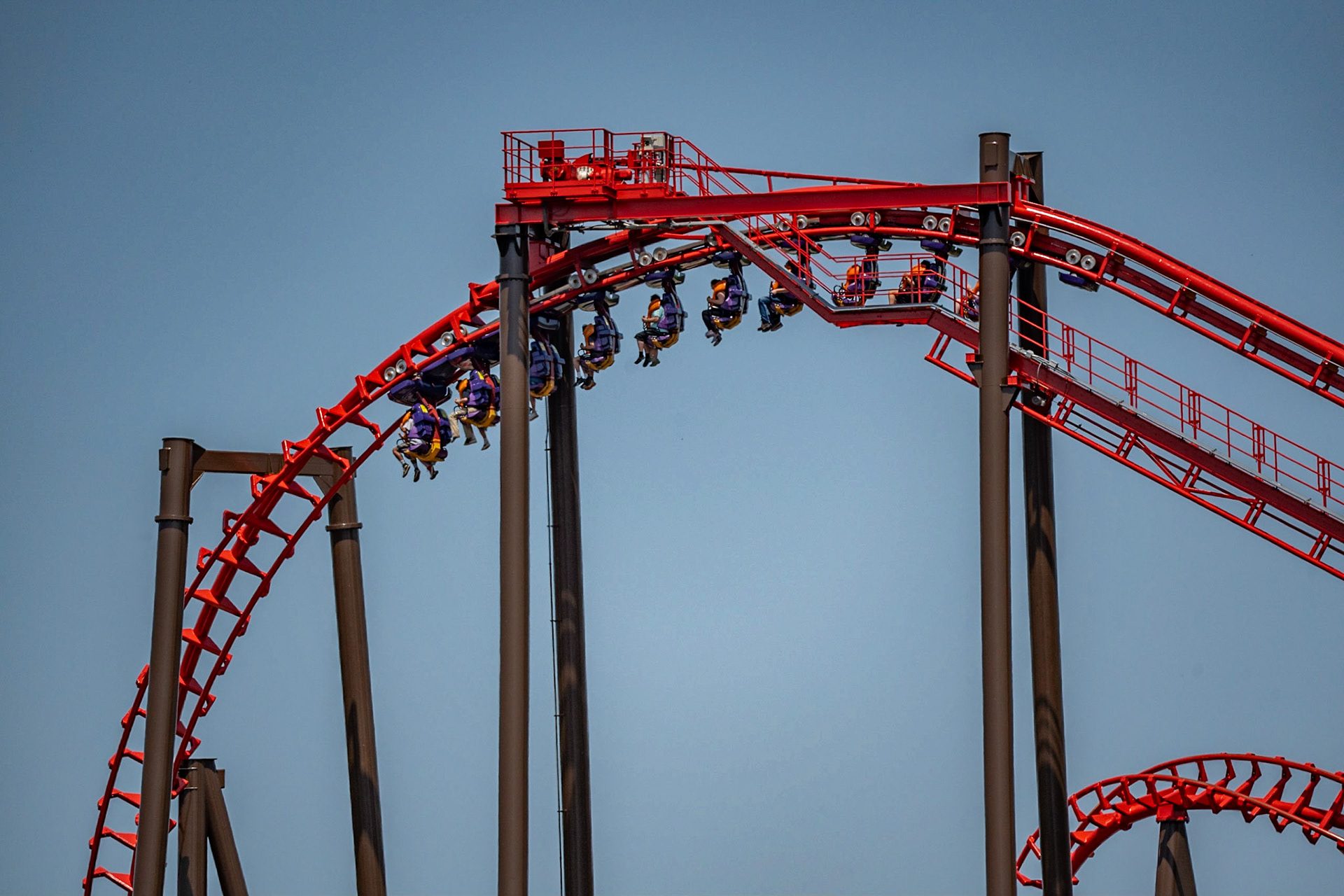 Photo by Jon Roost (www.jonroostphotos.com)