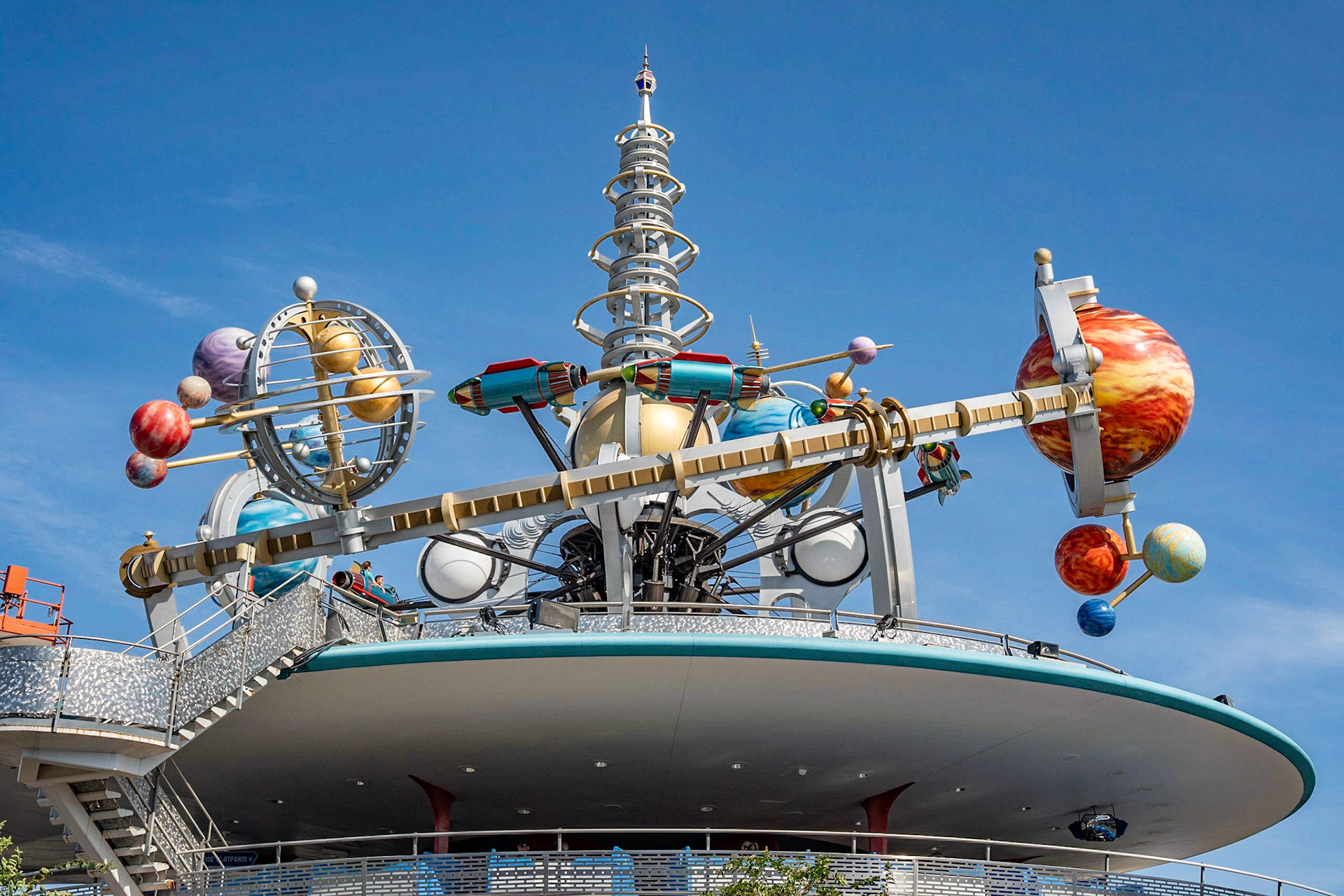 Photo by Jon Roost (www.jonroostphotos.com)