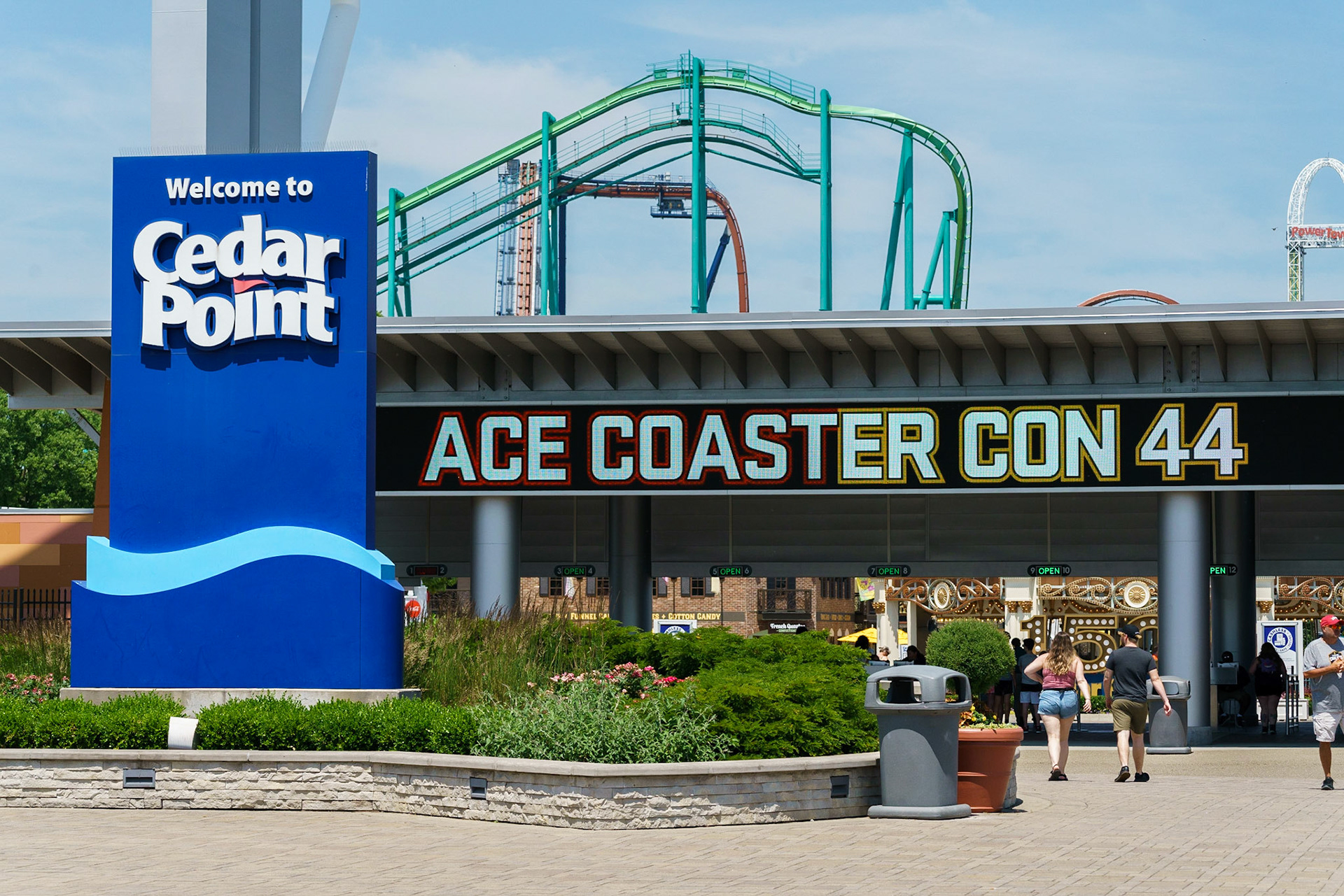 Photo by Jon Roost (www.jonroostphotos.com)