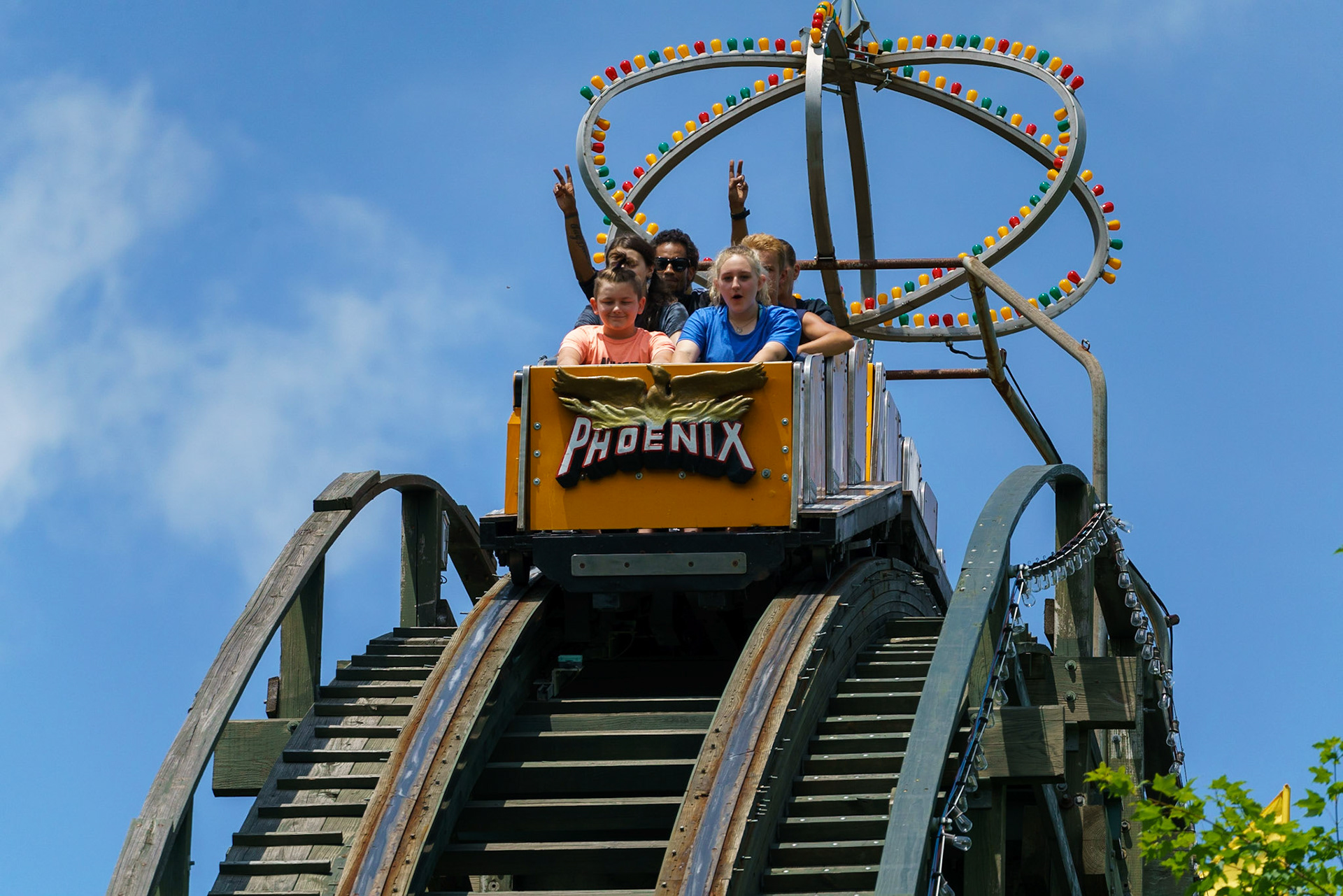 Photo by Jon Roost (www.jonroostphotos.com)