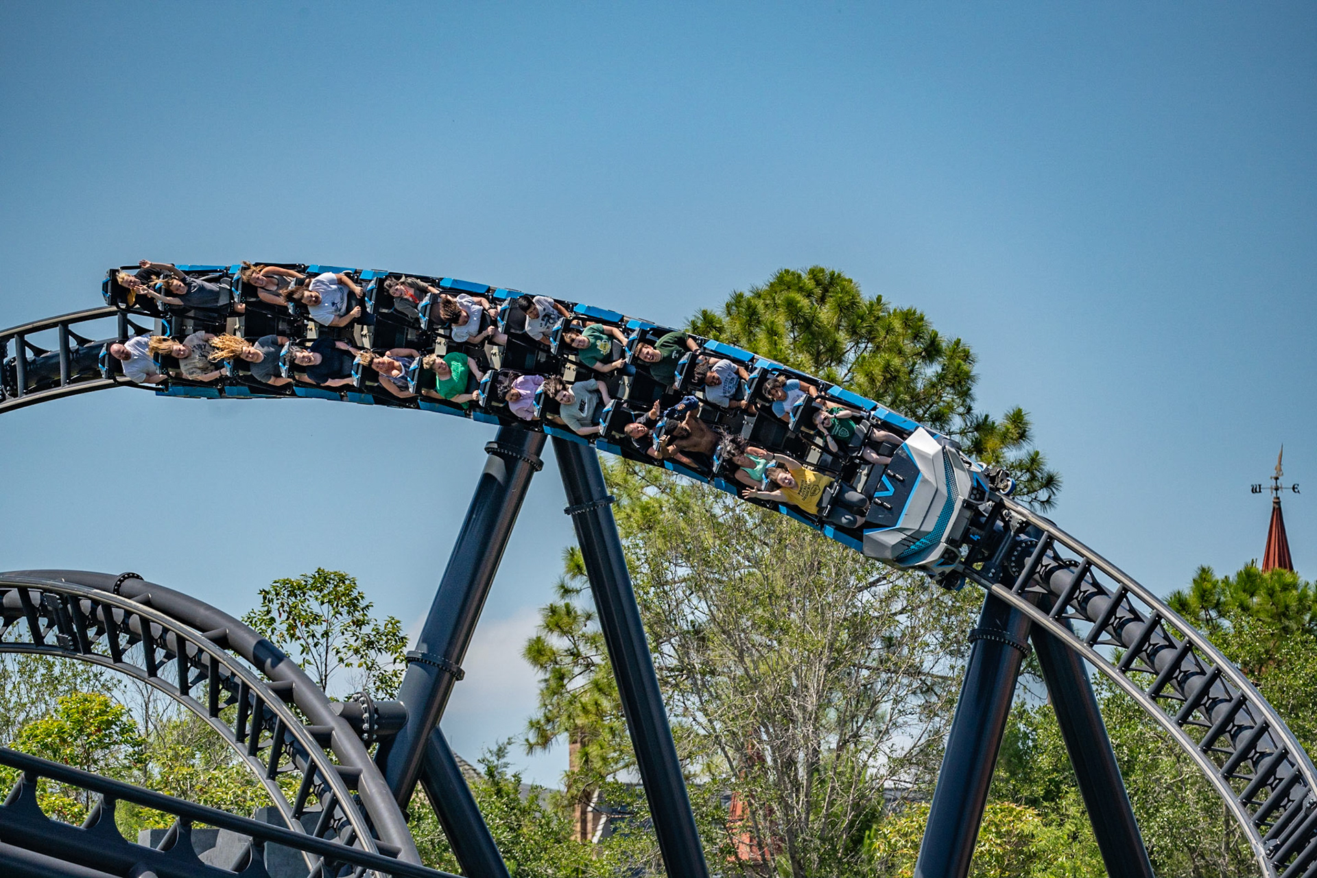 Photo by Jon Roost (www.jonroostphotos.com)