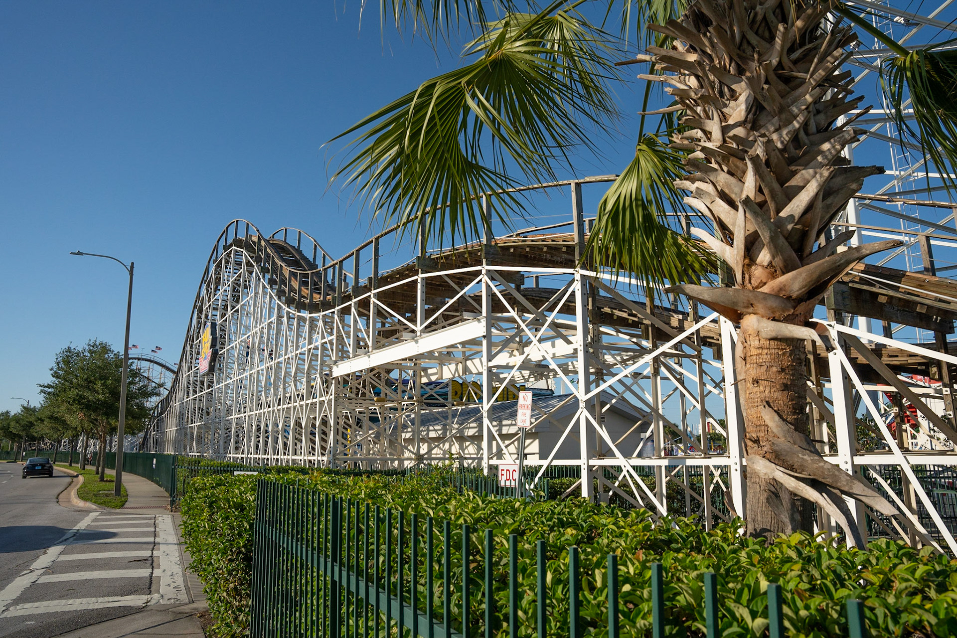 Photo by Jon Roost (www.jonroostphotos.com)