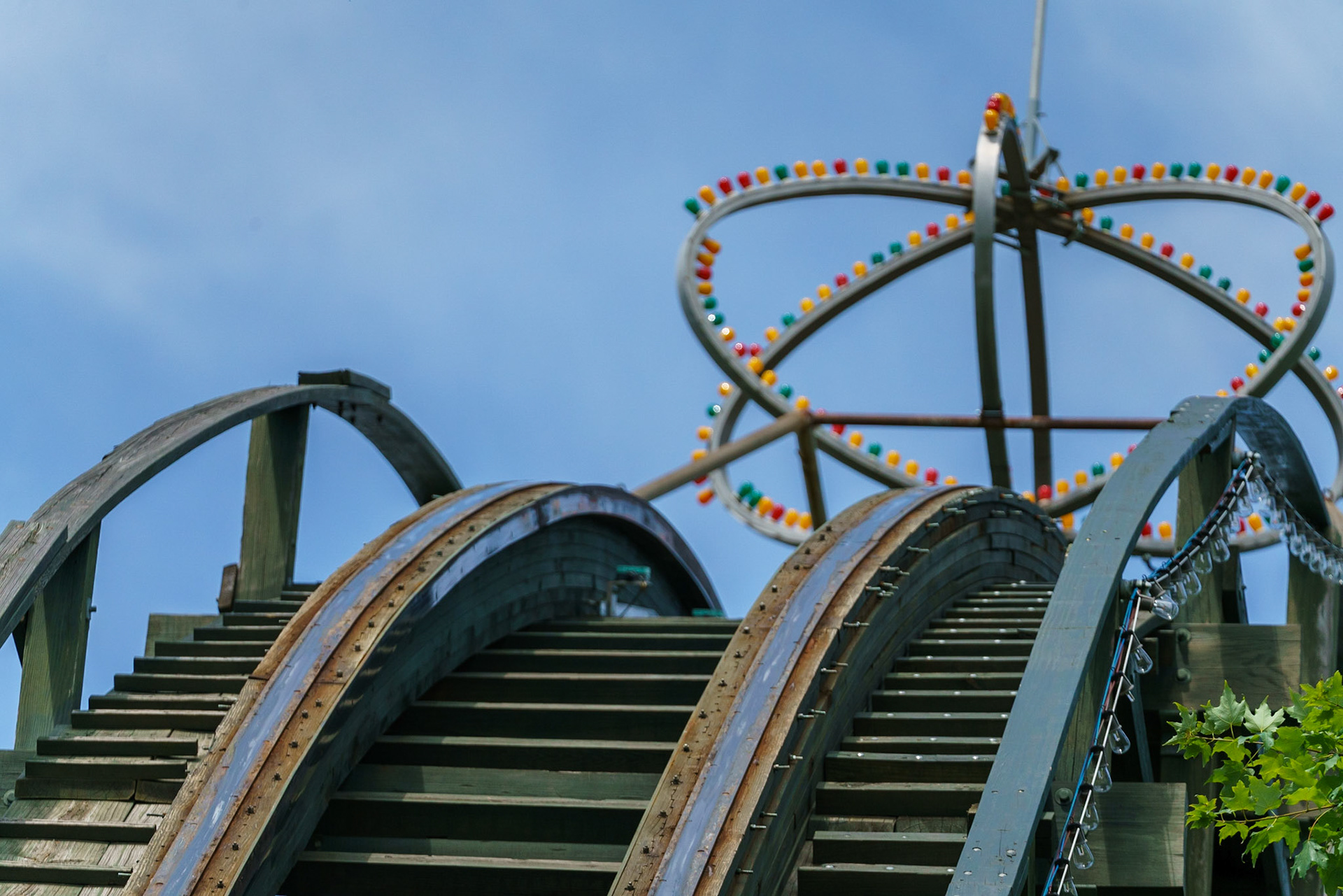 Photo by Jon Roost (www.jonroostphotos.com)