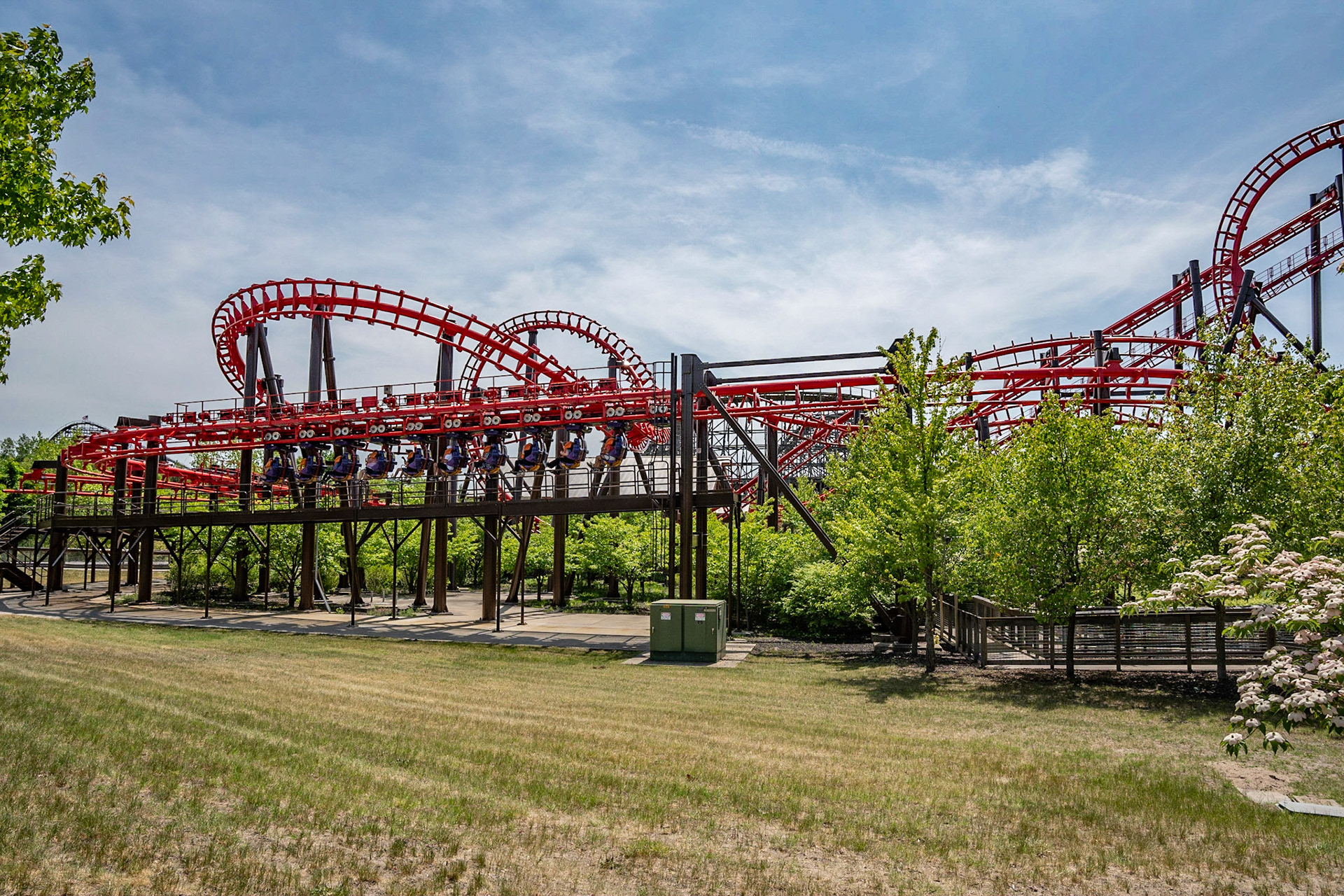 Photo by Jon Roost (www.jonroostphotos.com)