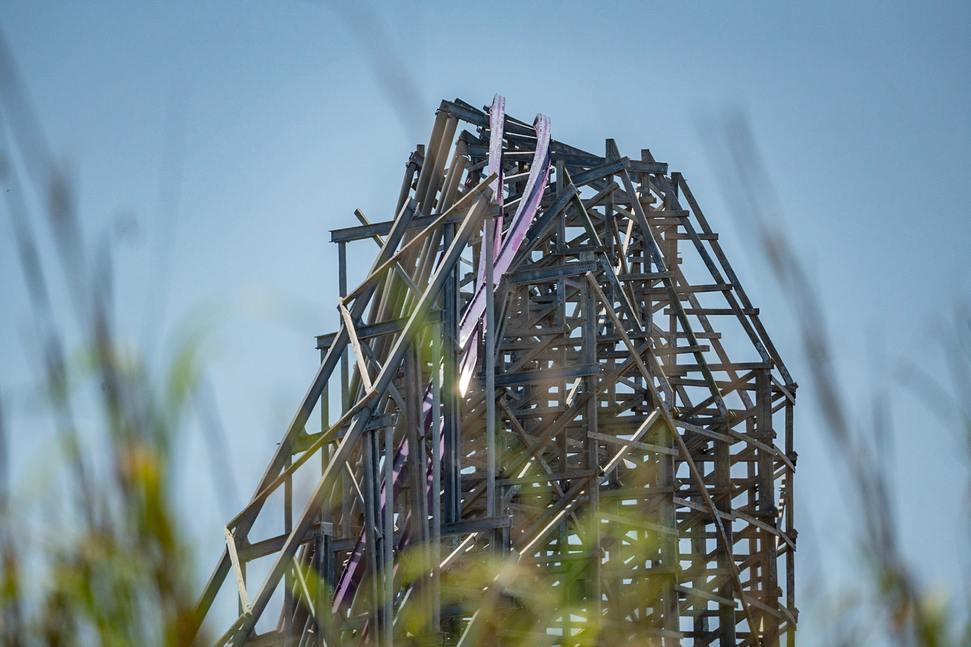 Photo by Jon Roost (www.jonroostphotos.com)