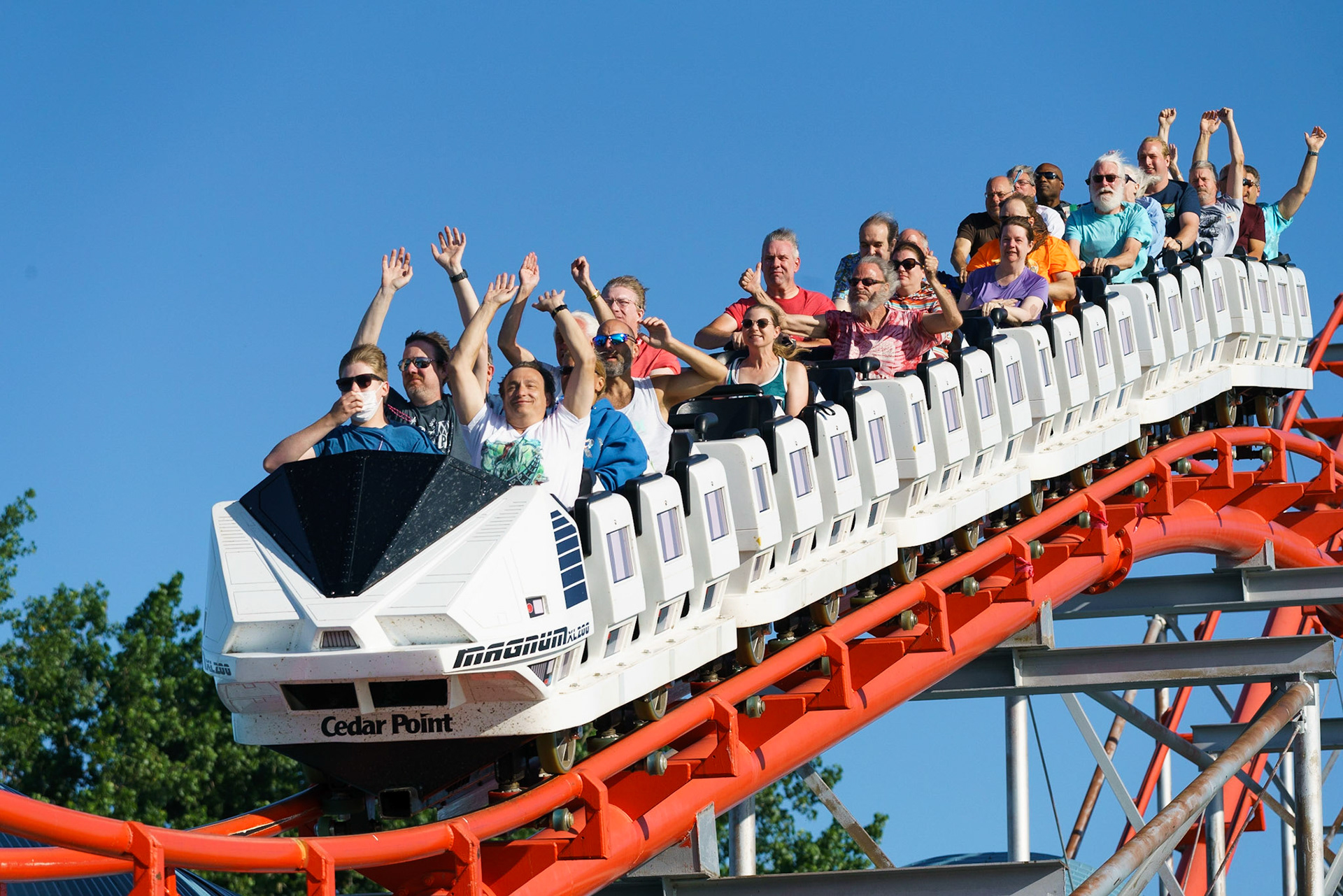 Photo by Jon Roost (www.jonroostphotos.com)