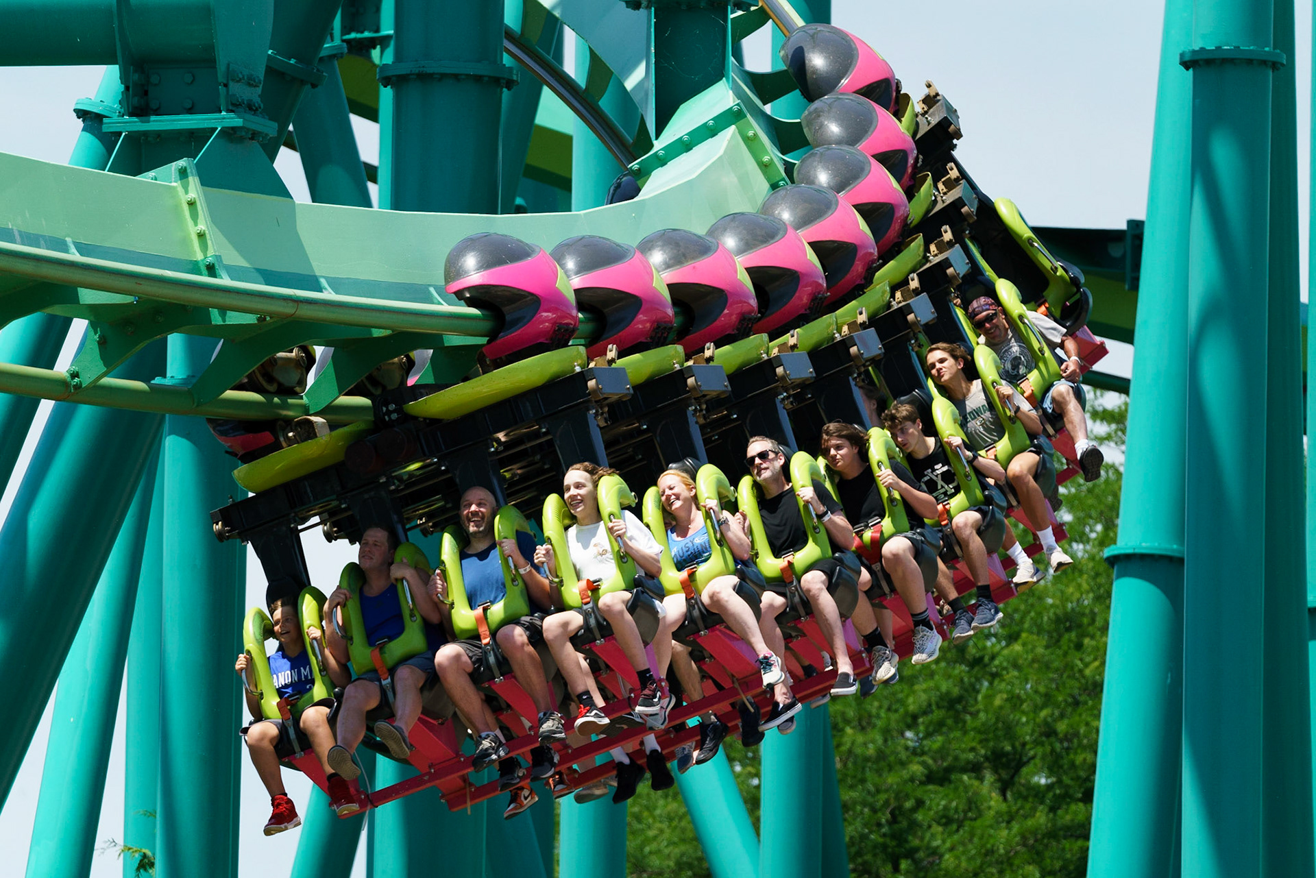 Photo by Jon Roost (www.jonroostphotos.com)