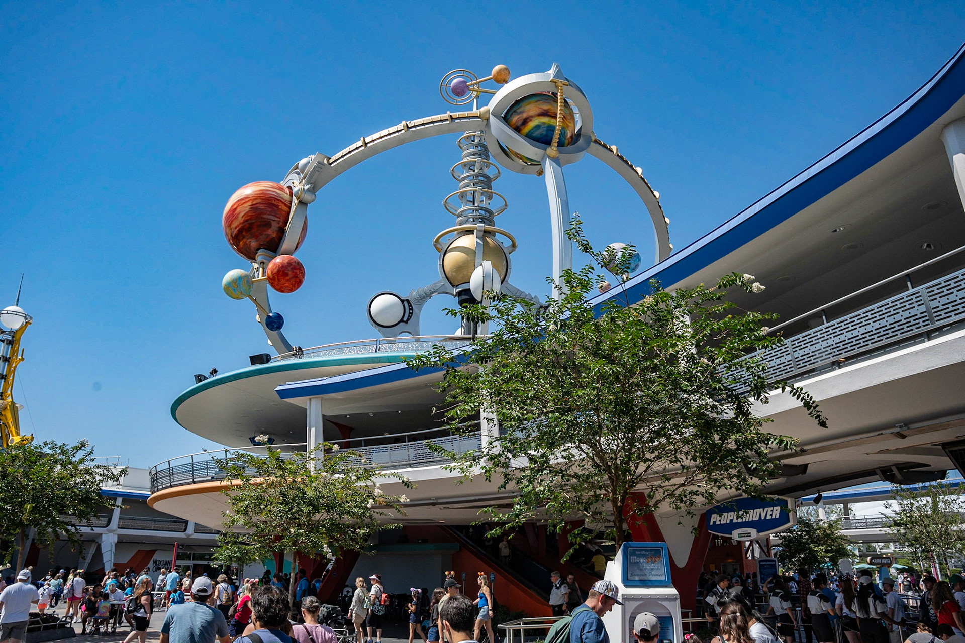 Photo by Jon Roost (www.jonroostphotos.com)