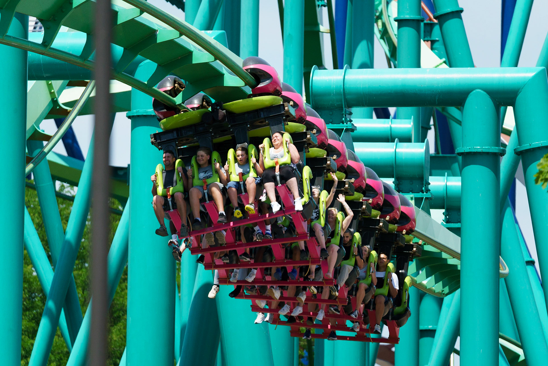 Photo by Jon Roost (www.jonroostphotos.com)