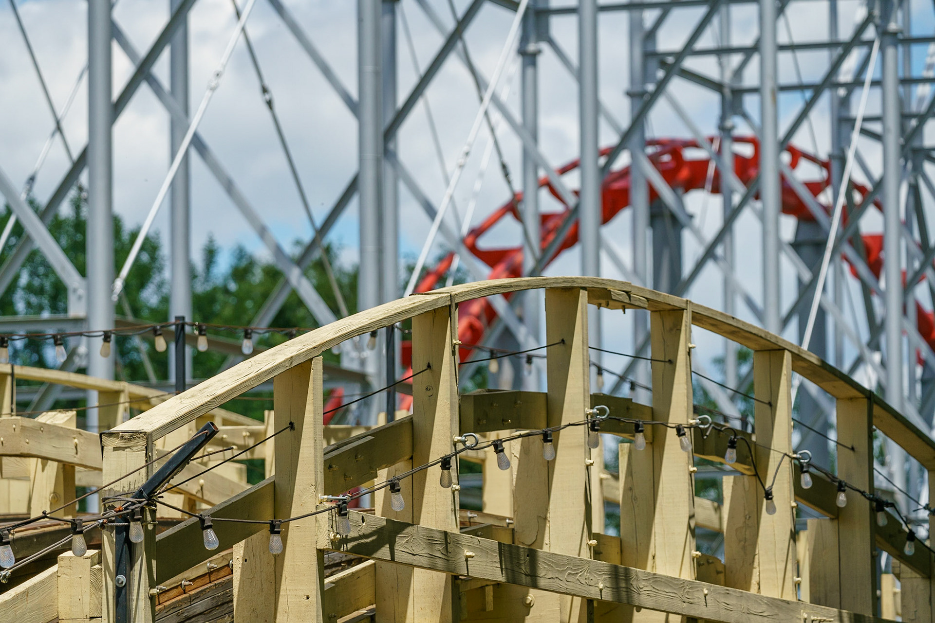 Photo by Jon Roost (www.jonroostphotos.com)