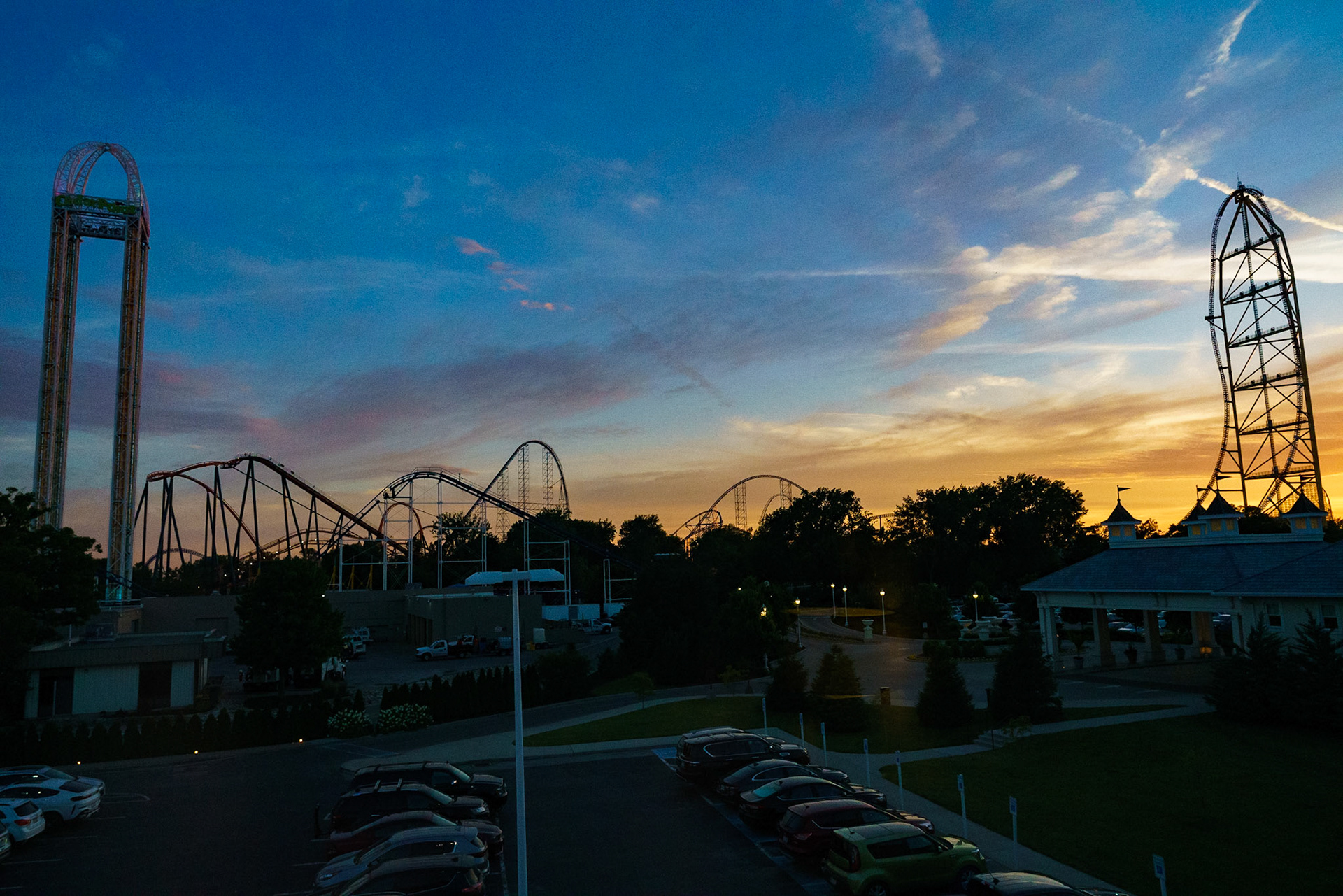 Photo by Jon Roost (www.jonroostphotos.com)