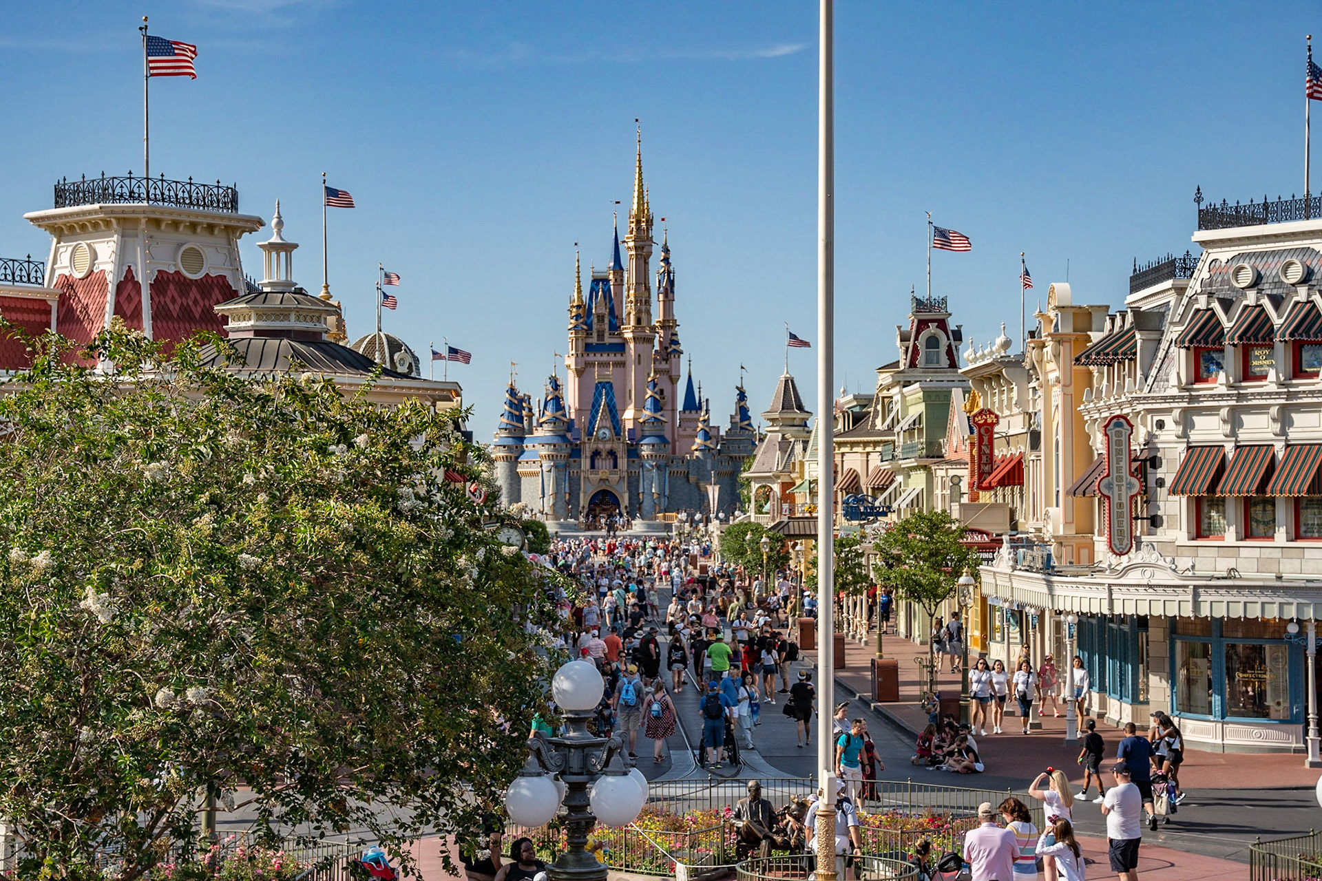 Photo by Jon Roost (www.jonroostphotos.com)