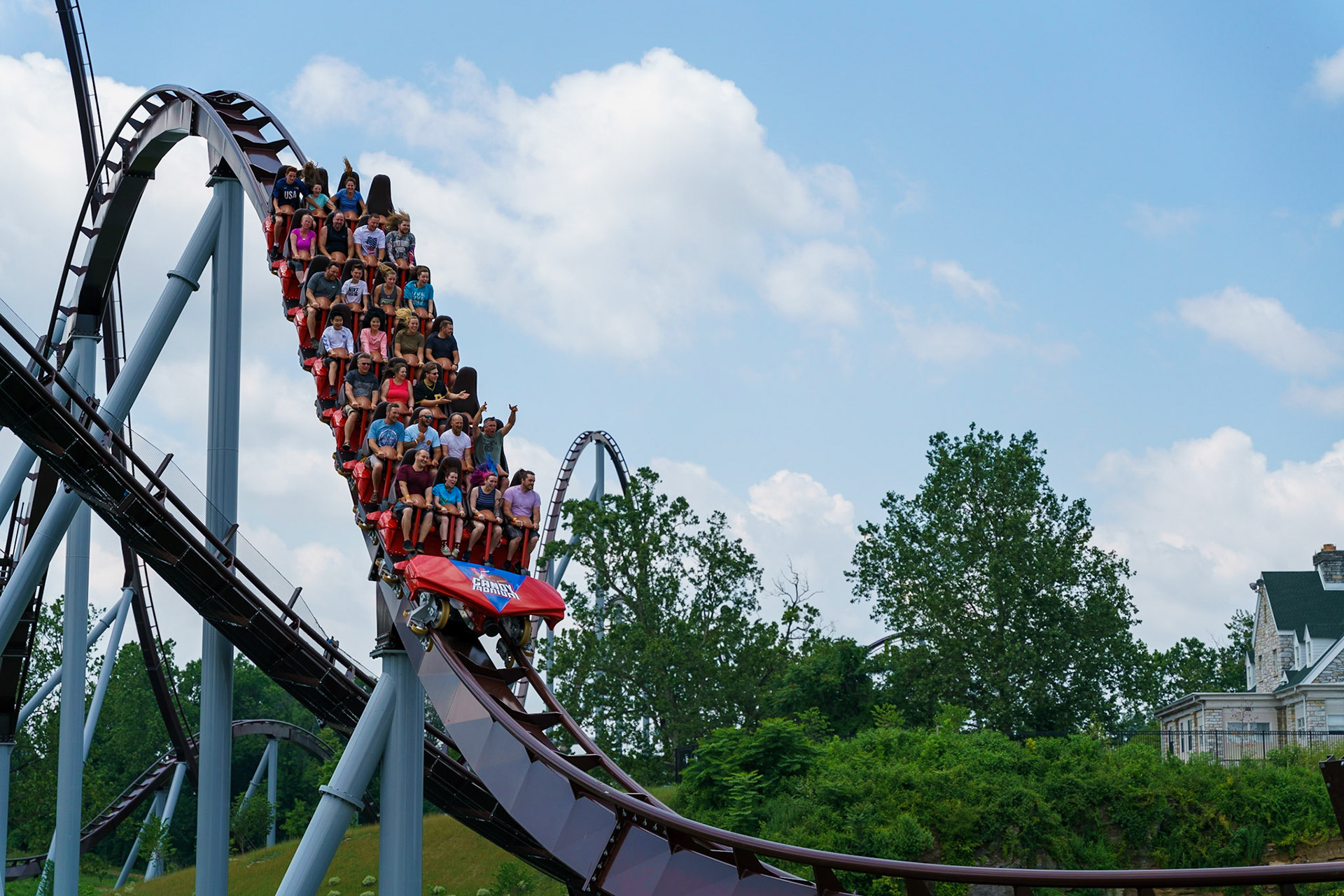 Photo by Jon Roost (www.jonroostphotos.com)