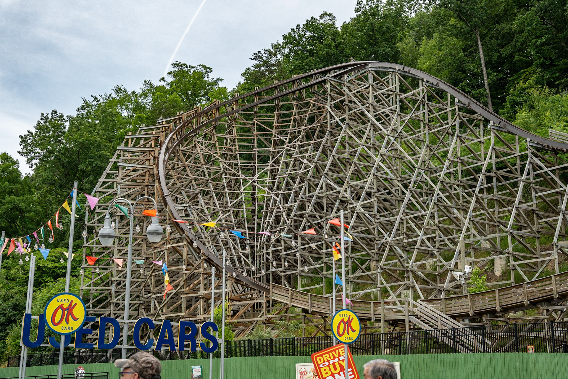 Photo by Jon Roost (www.jonroostphotos.com)