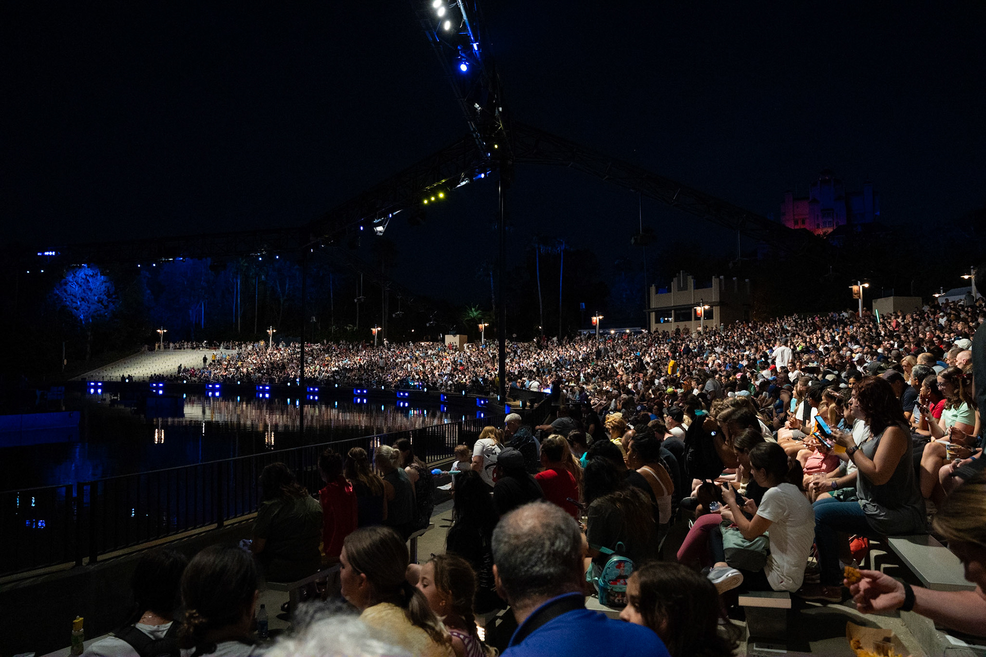 Photo by Jon Roost (www.jonroostphotos.com)