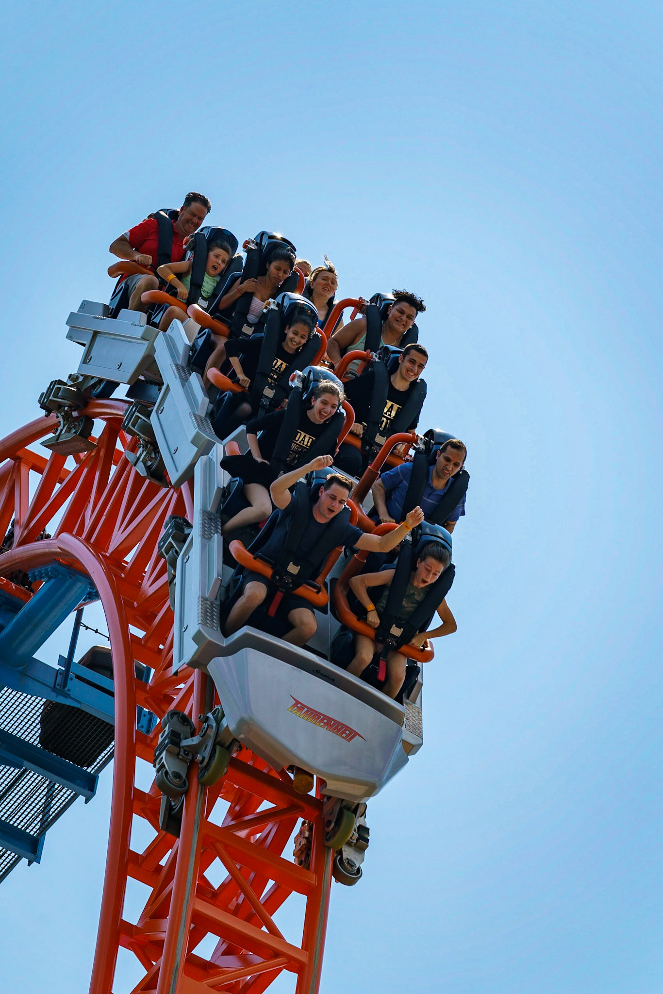 Photo by Jon Roost (www.jonroostphotos.com)