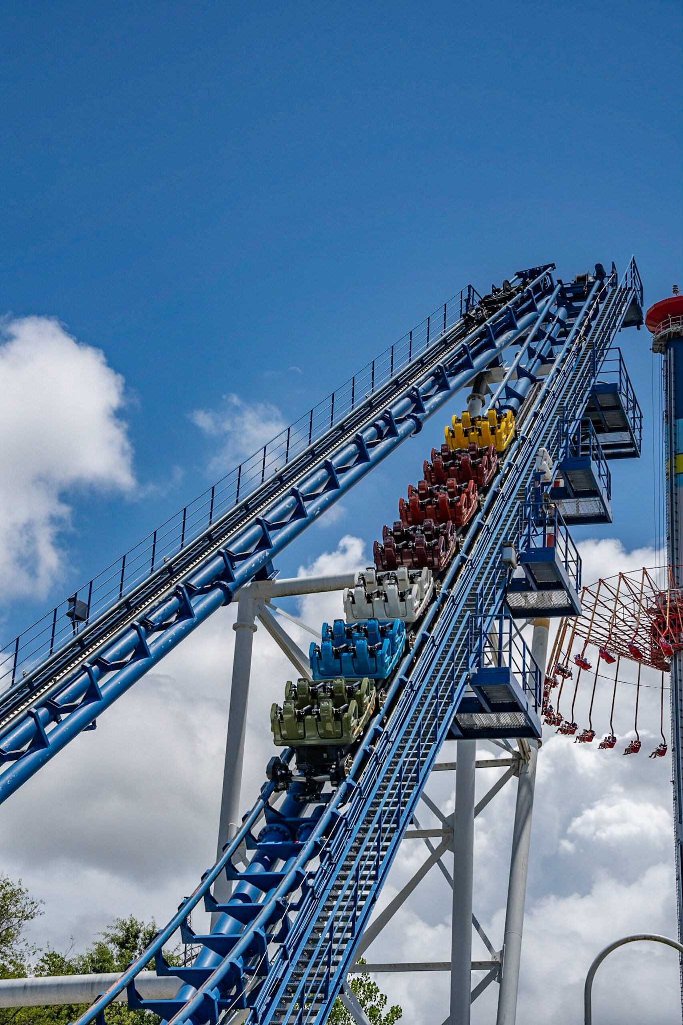 Photo by Jon Roost (www.jonroostphotos.com)