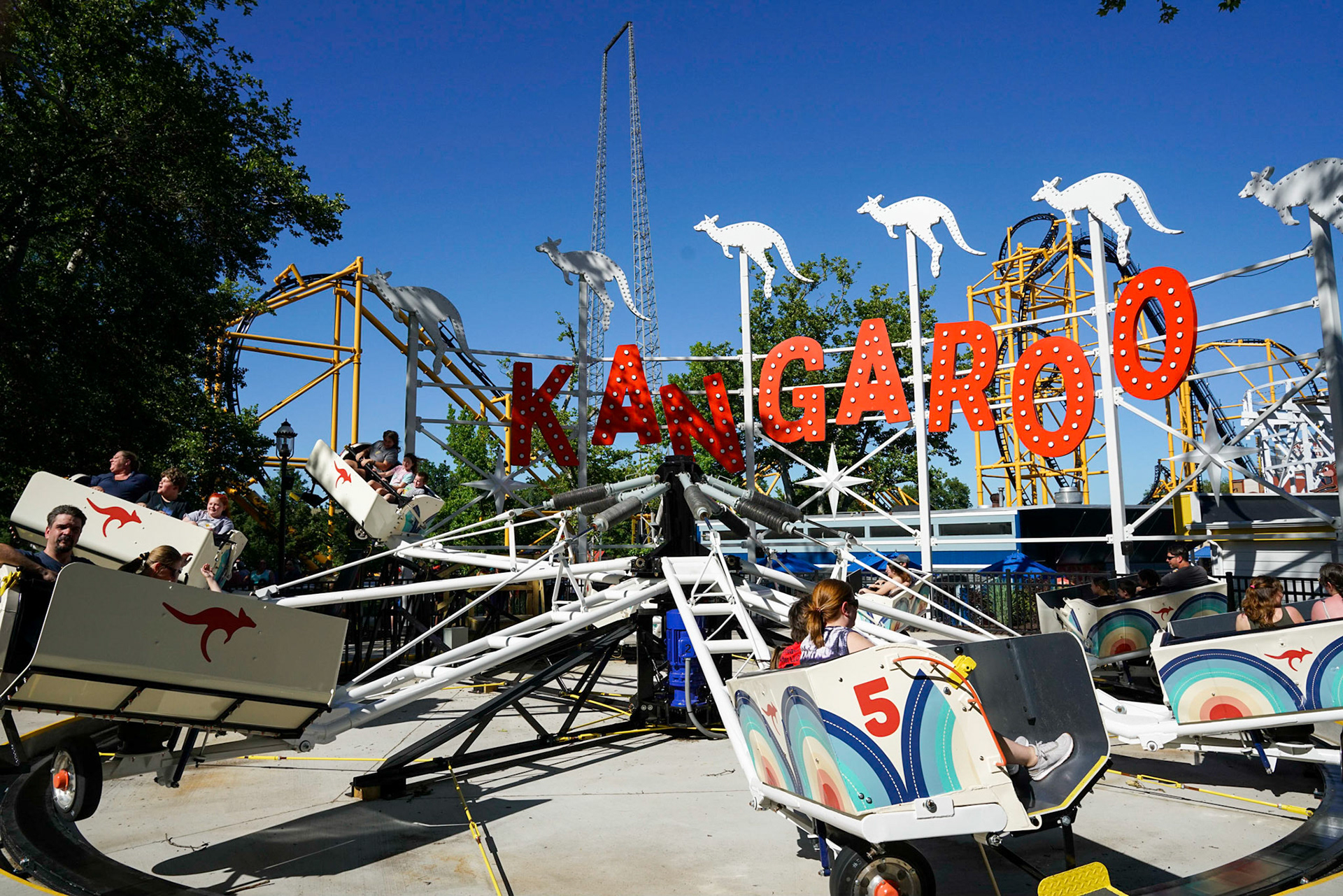 Photo by Jon Roost (www.jonroostphotos.com)