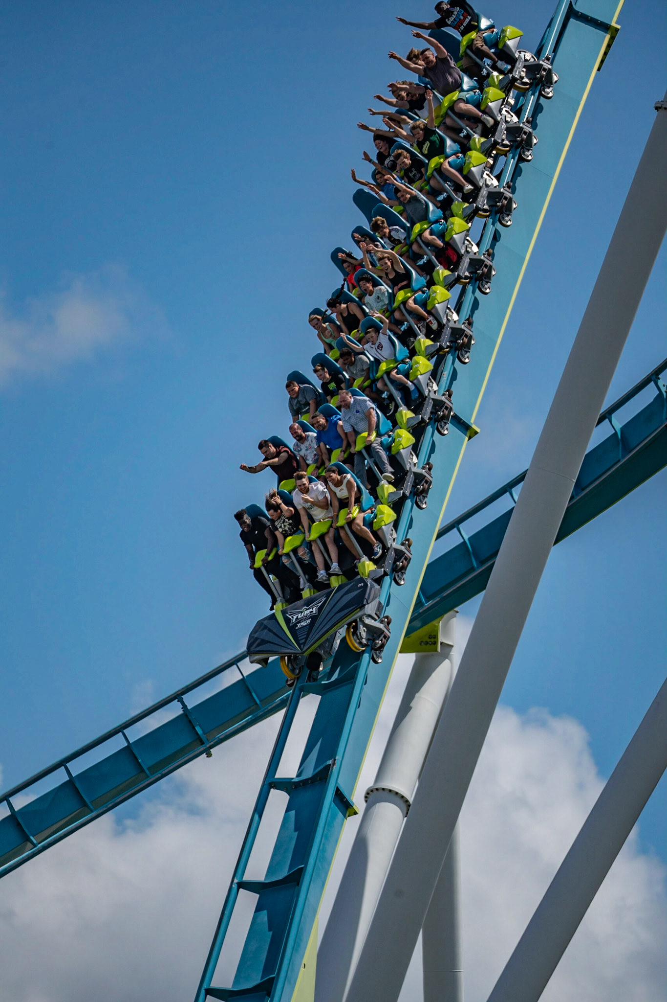 Photo by Jon Roost (www.jonroostphotos.com)