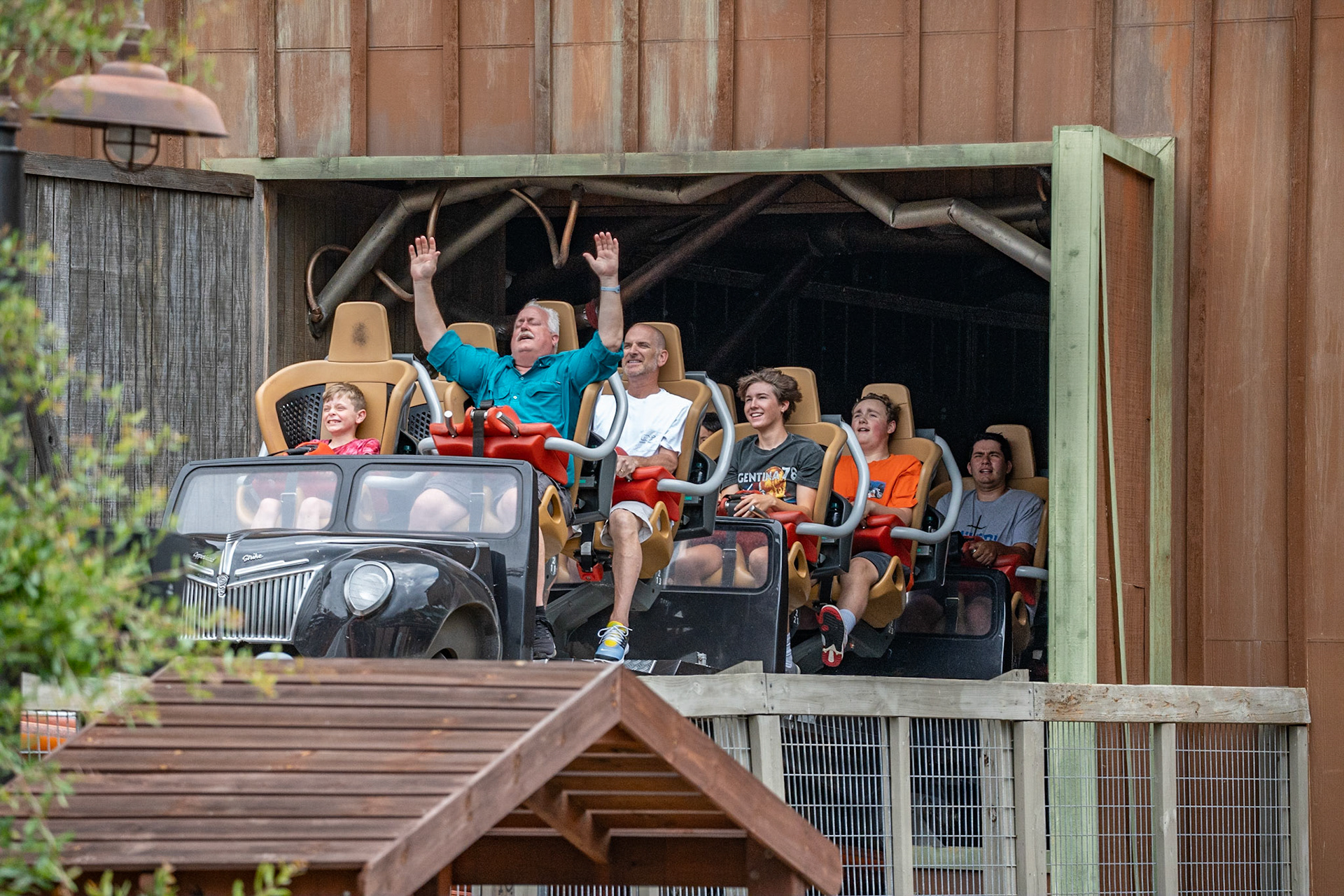 Photo by Jon Roost (www.jonroostphotos.com)