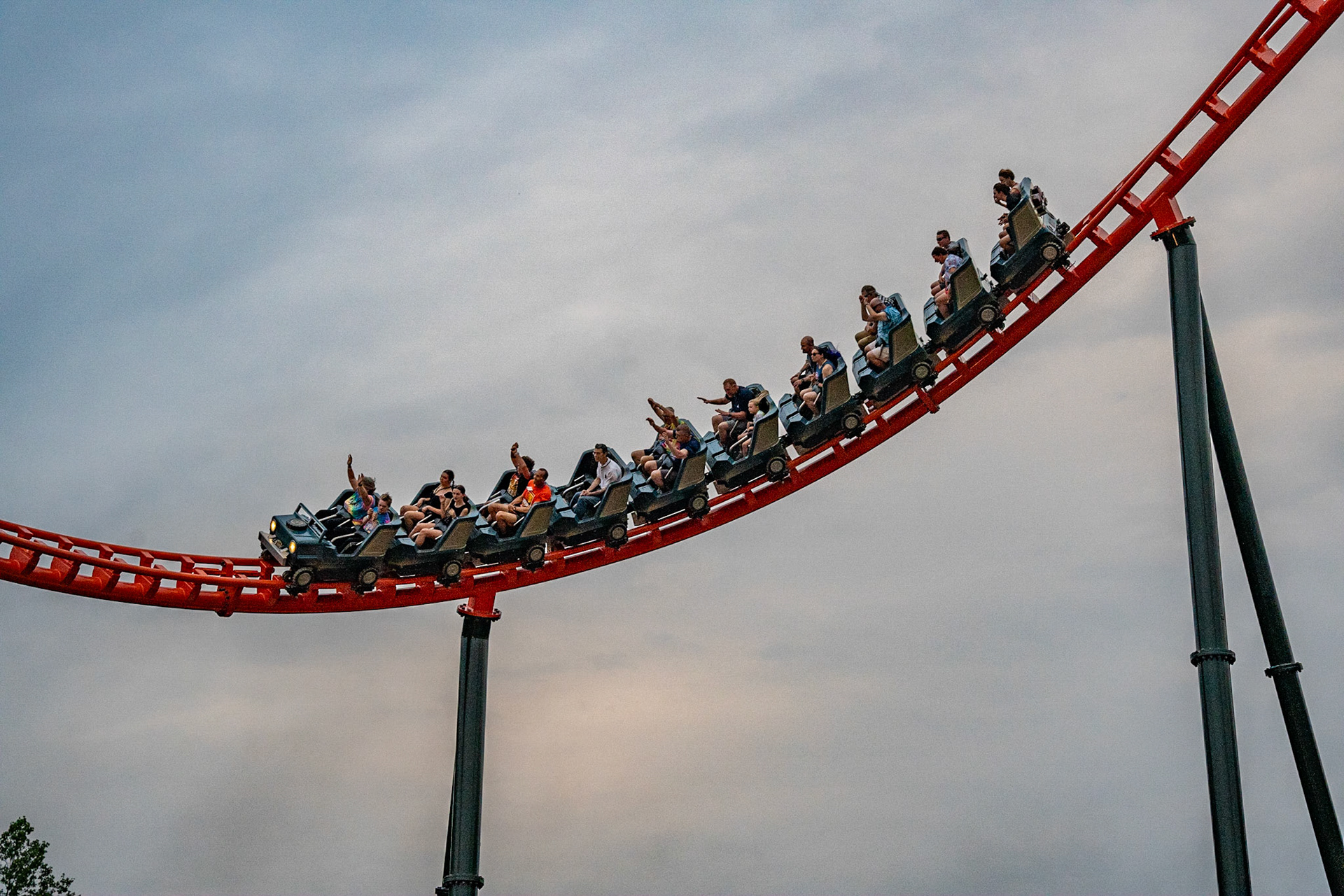 Photo by Jon Roost (www.jonroostphotos.com)