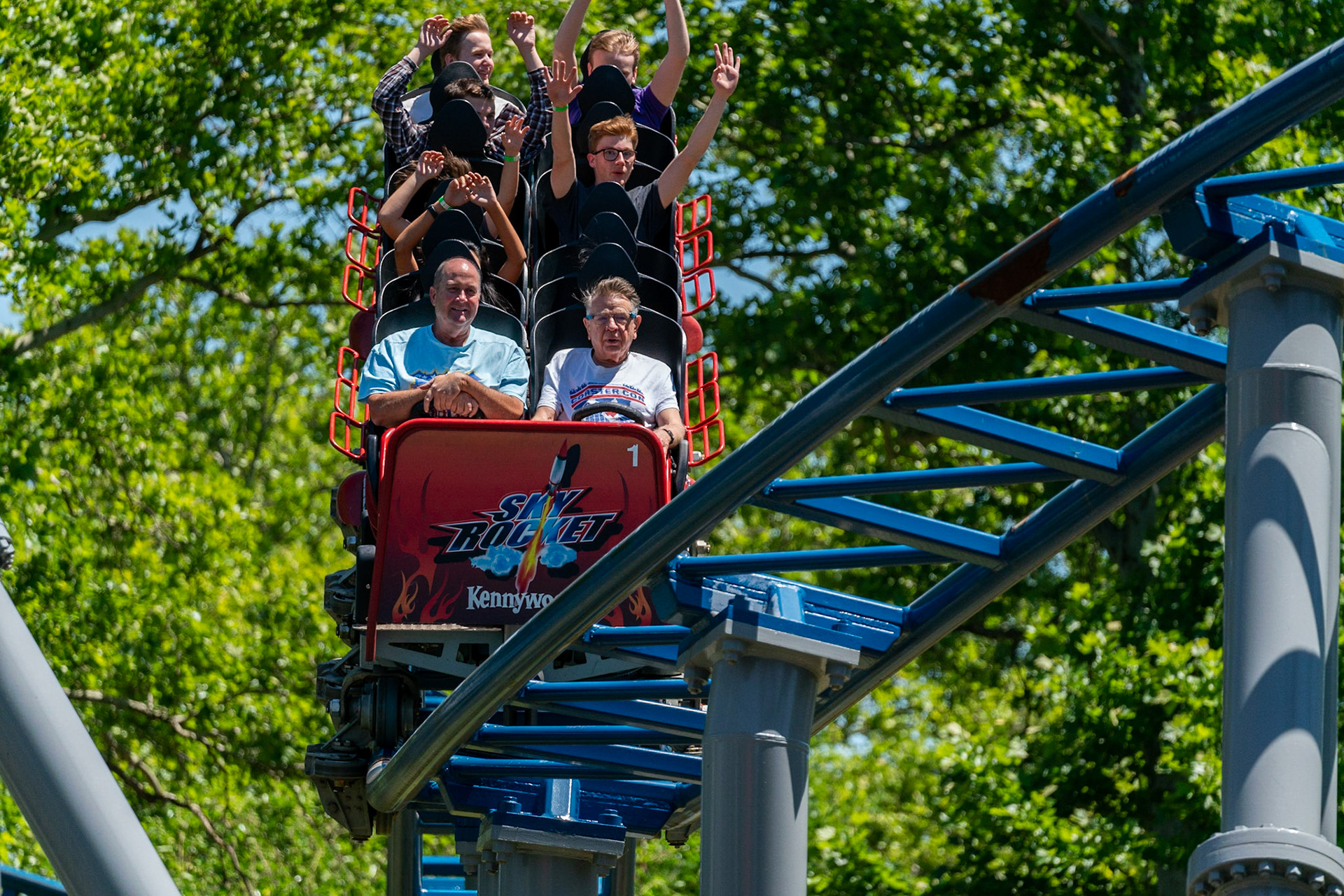 Photo by Jon Roost (www.jonroostphotos.com)