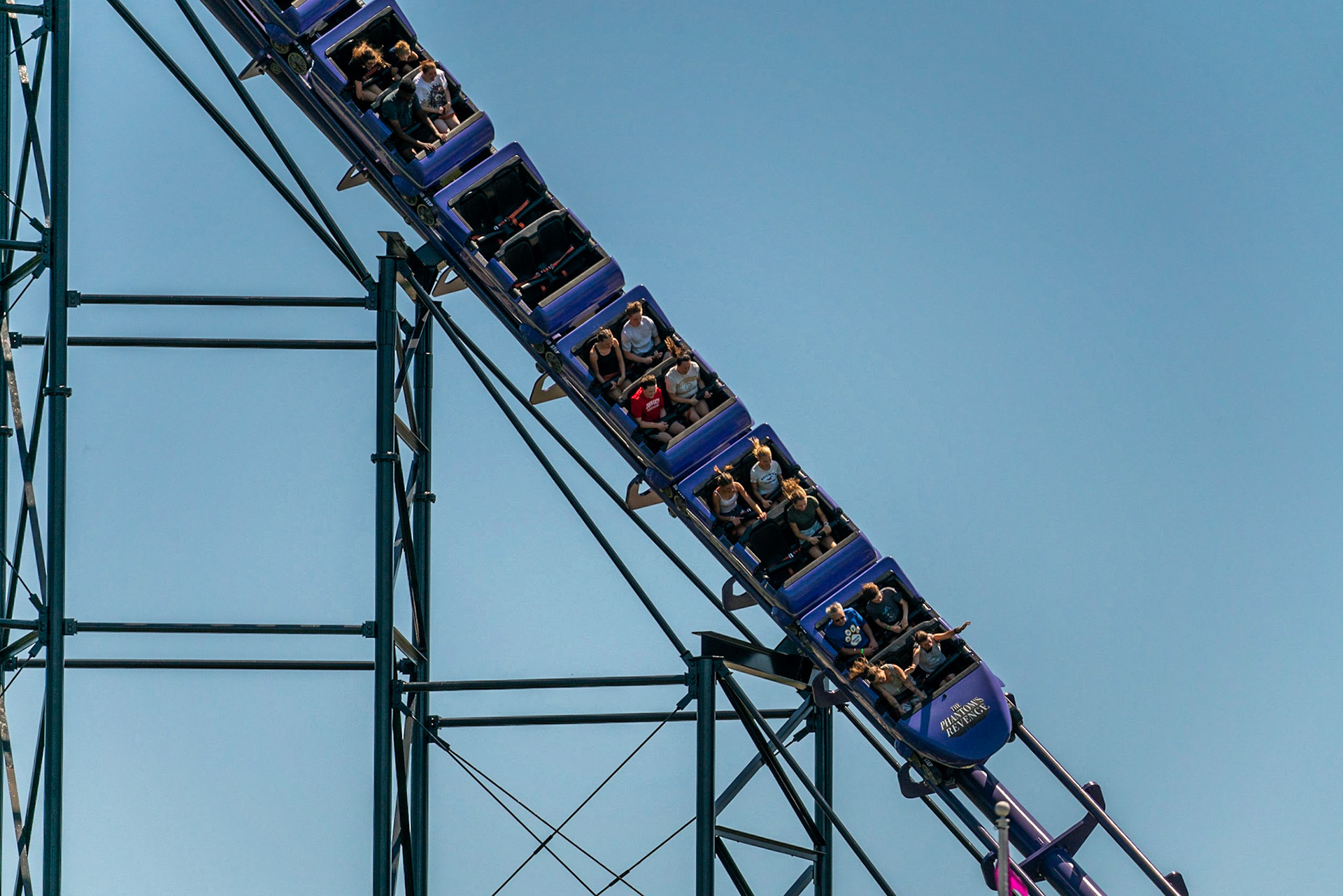 Photo by Jon Roost (www.jonroostphotos.com)