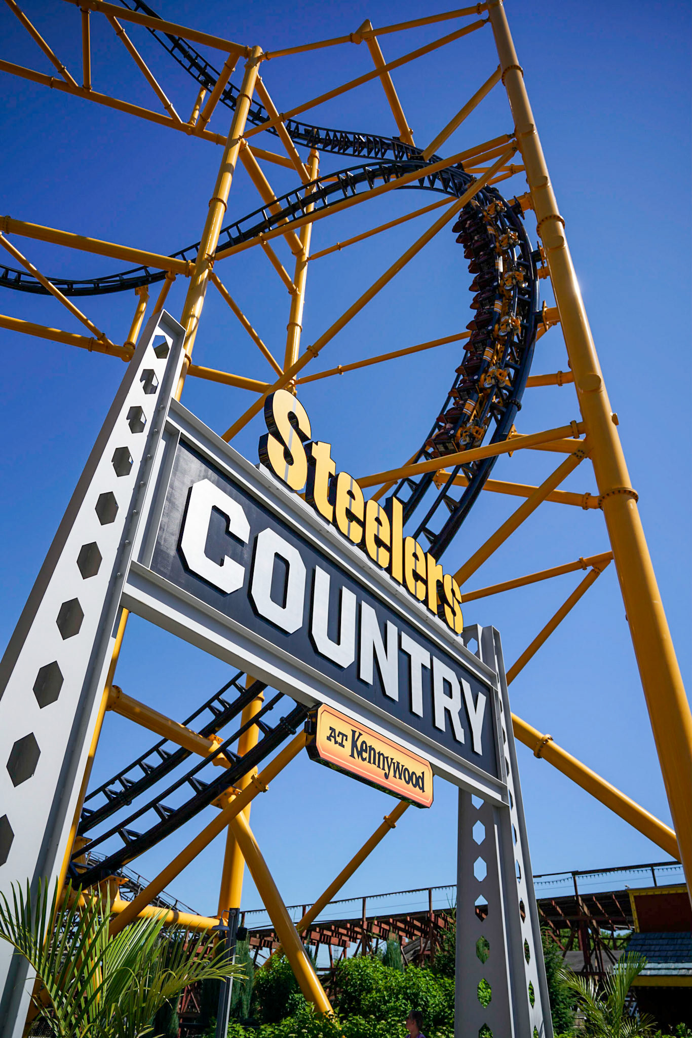 Photo by Jon Roost (www.jonroostphotos.com)