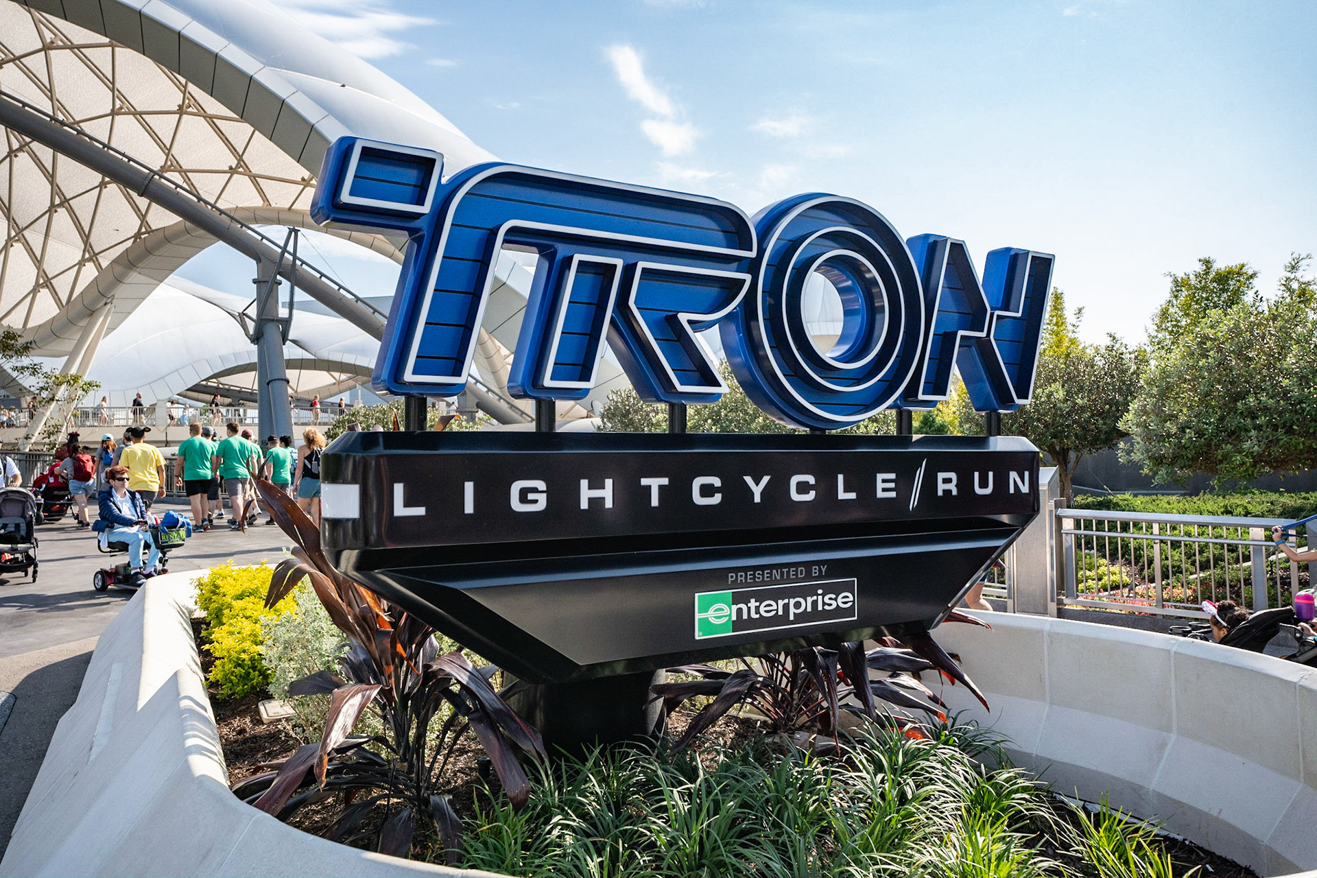 Photo by Jon Roost (www.jonroostphotos.com)