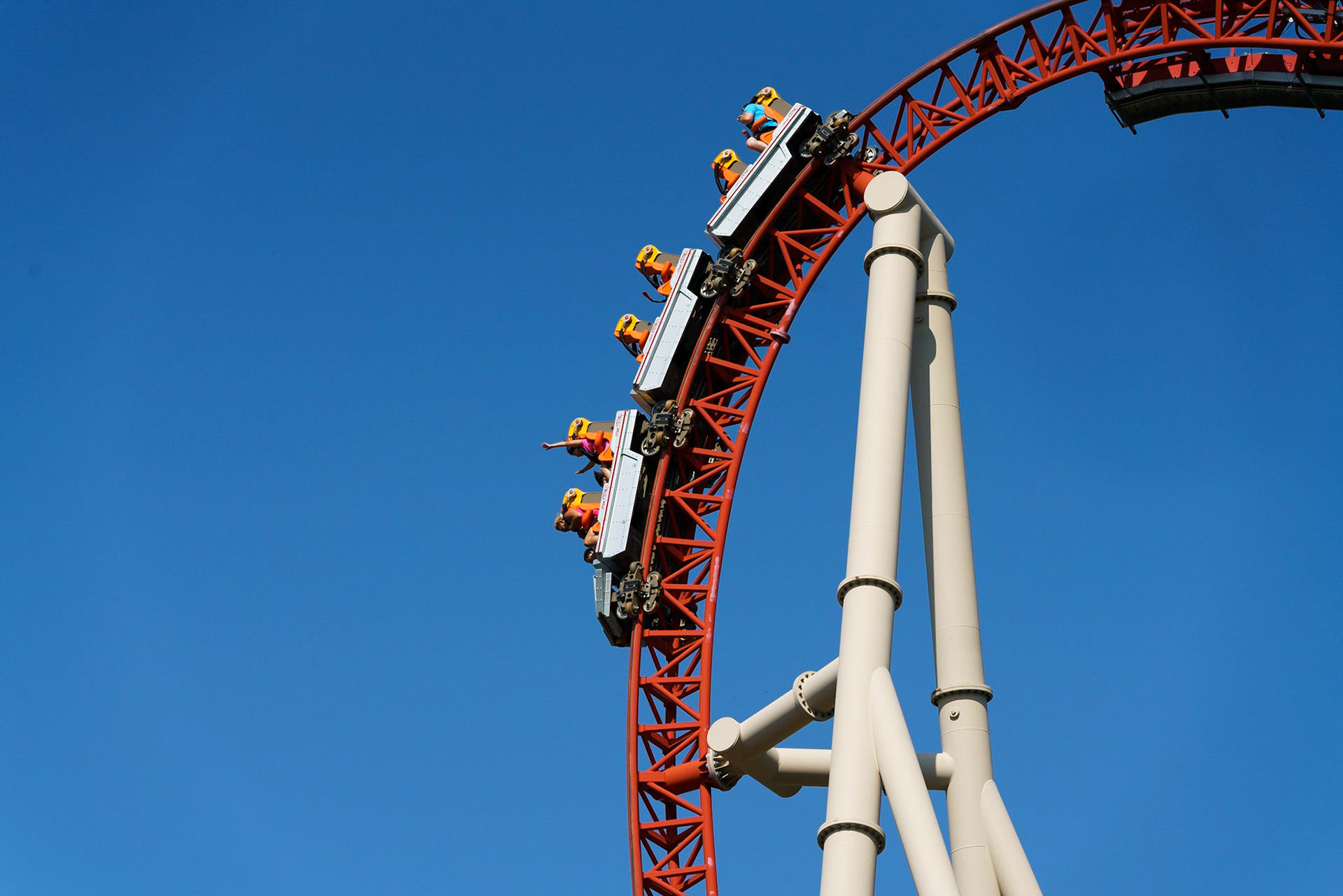 Photo by Jon Roost (www.jonroostphotos.com)