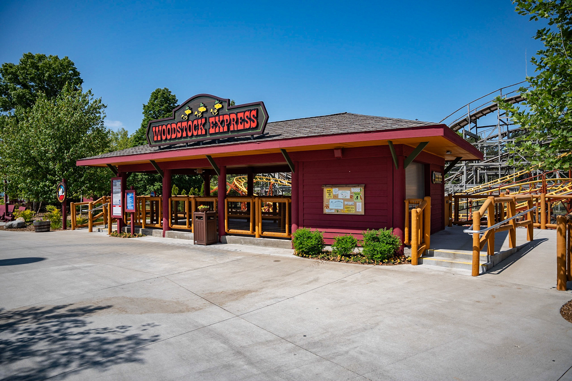 Photo by Jon Roost (www.jonroostphotos.com)