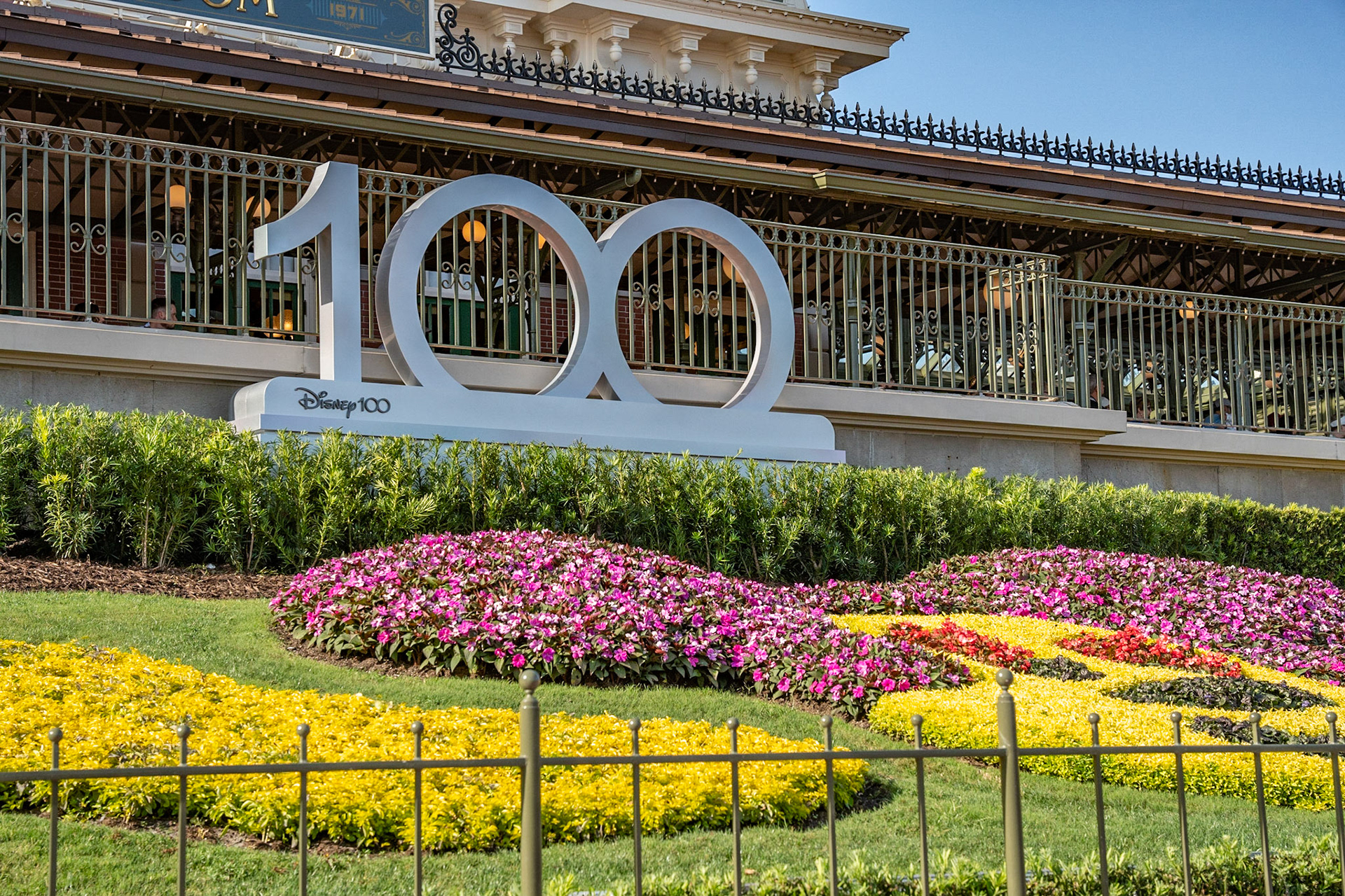 Photo by Jon Roost (www.jonroostphotos.com)